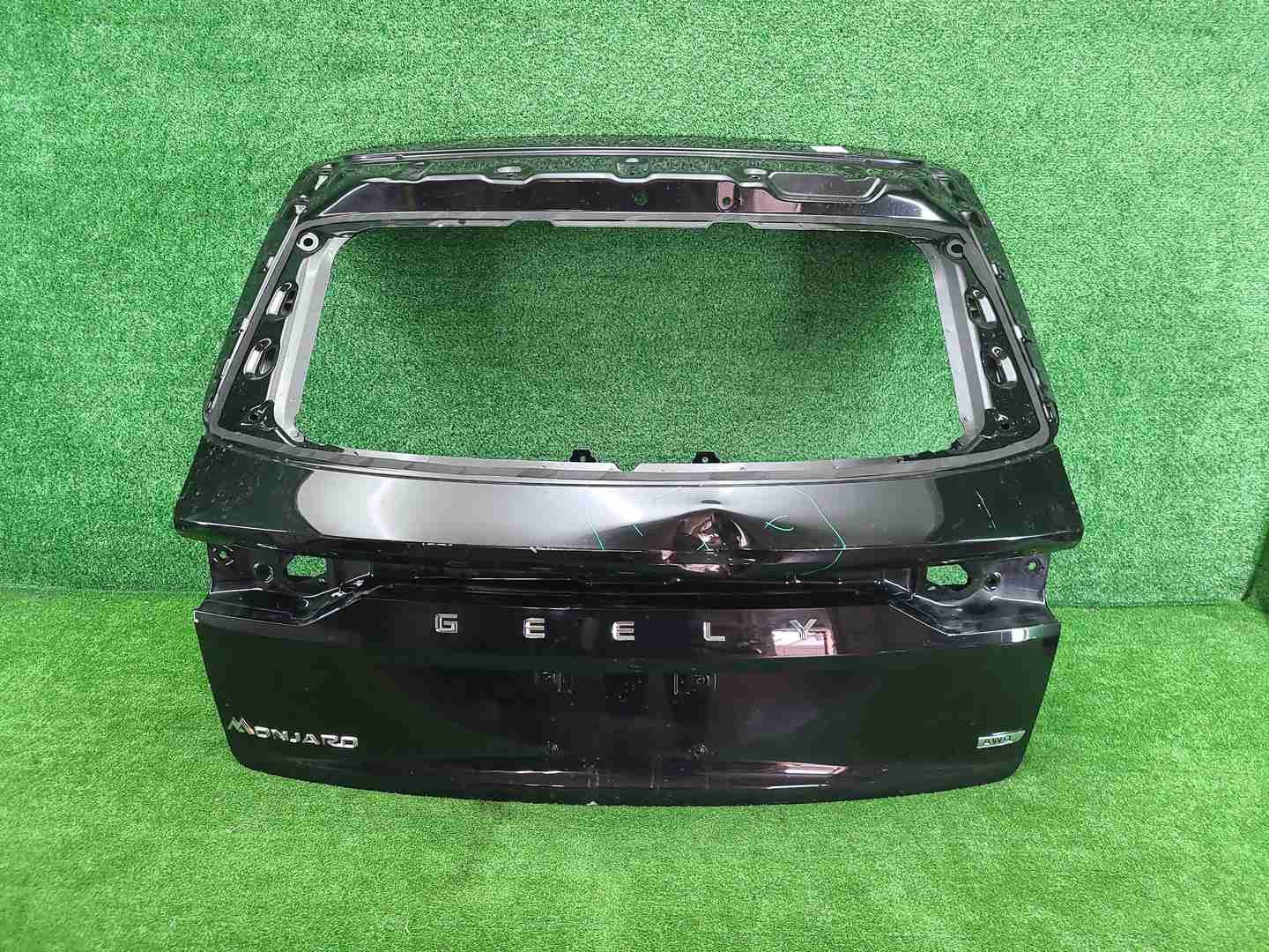 Крышка багажника Geely Monjaro (2021-н.в.)