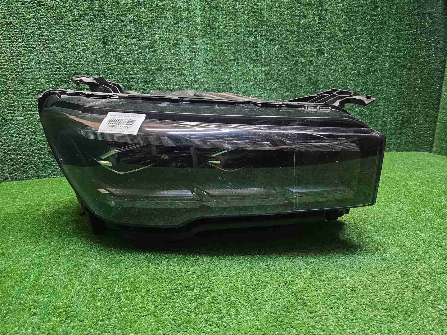 Фара правая Geely Monjaro (2021-н.в.) LED