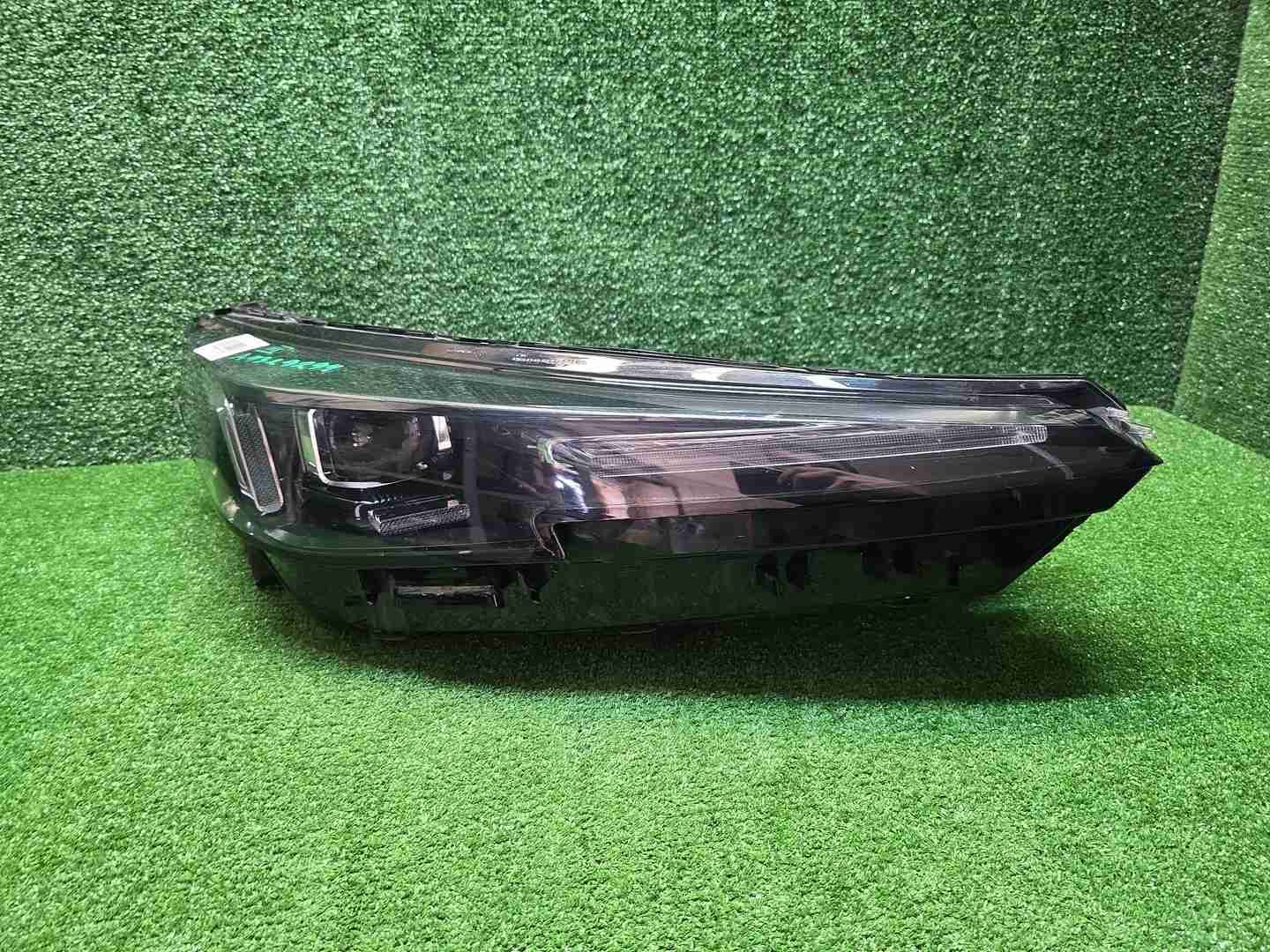 Фара правая Changan CS55PLUS (2021-2024) LED