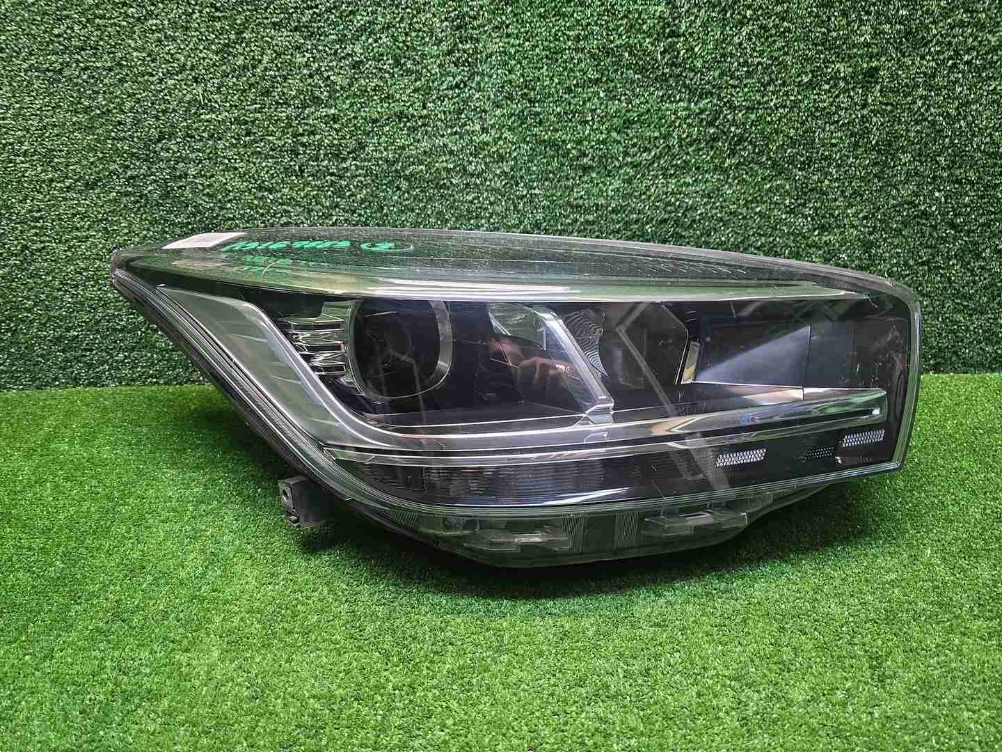 Фара правая Chery Tiggo 4 Pro (2020-н.в.) LED
