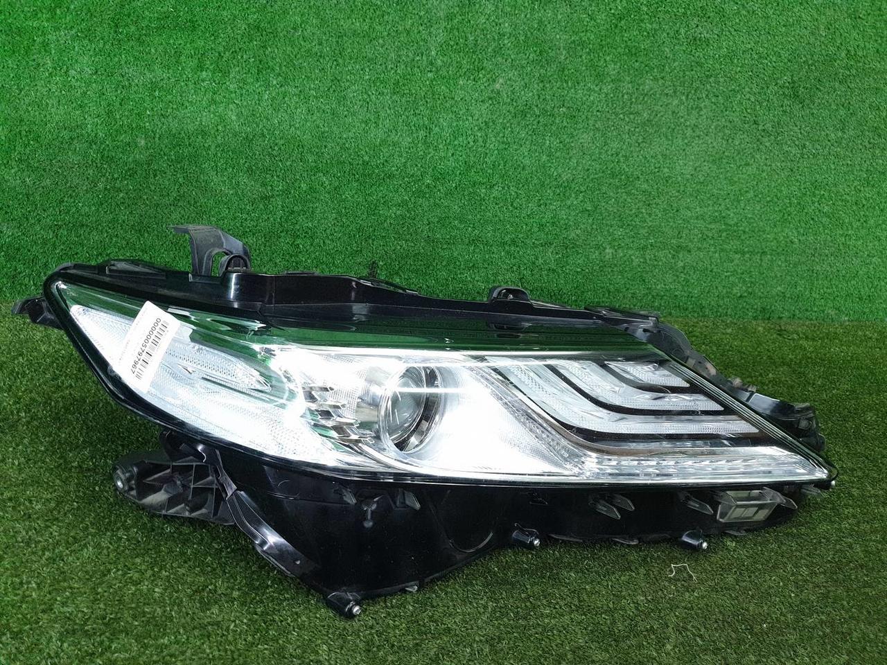 Фара правая Toyota Camry xv70 (2020-н.в.) LED