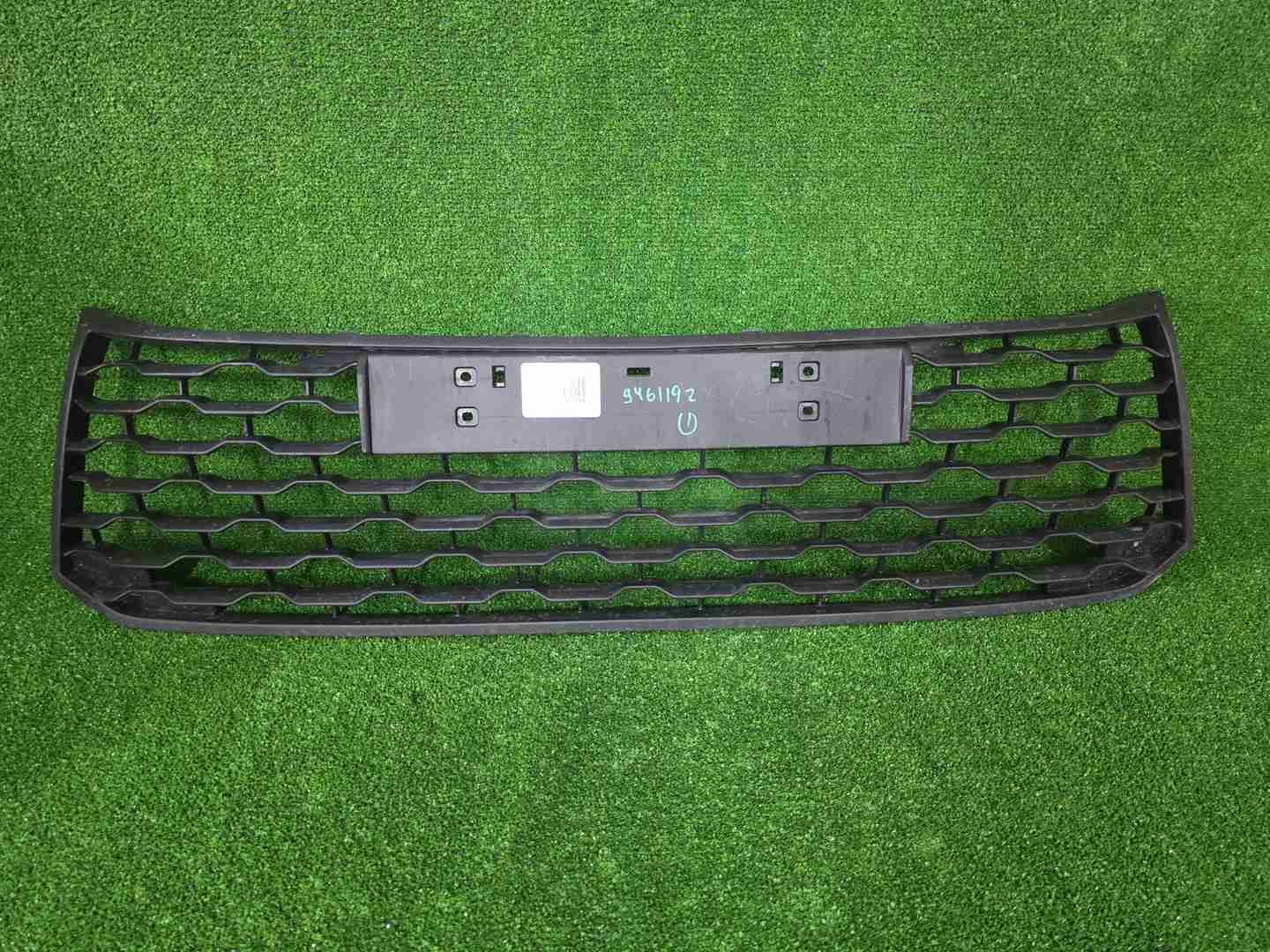 Решетка бампера Mitsubishi Pajero Sport 3 (15-21)