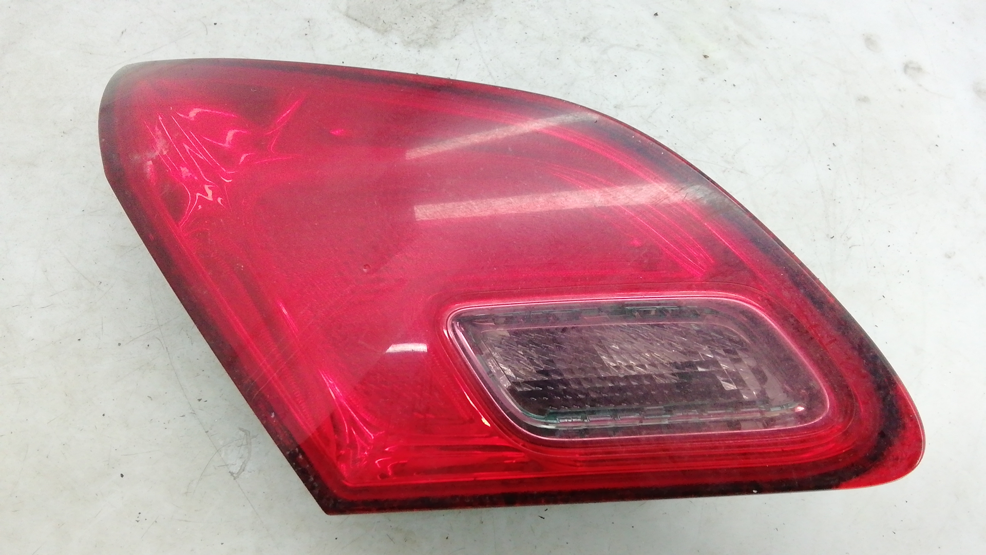Фонарь левый 3-5 двери Opel Astra J