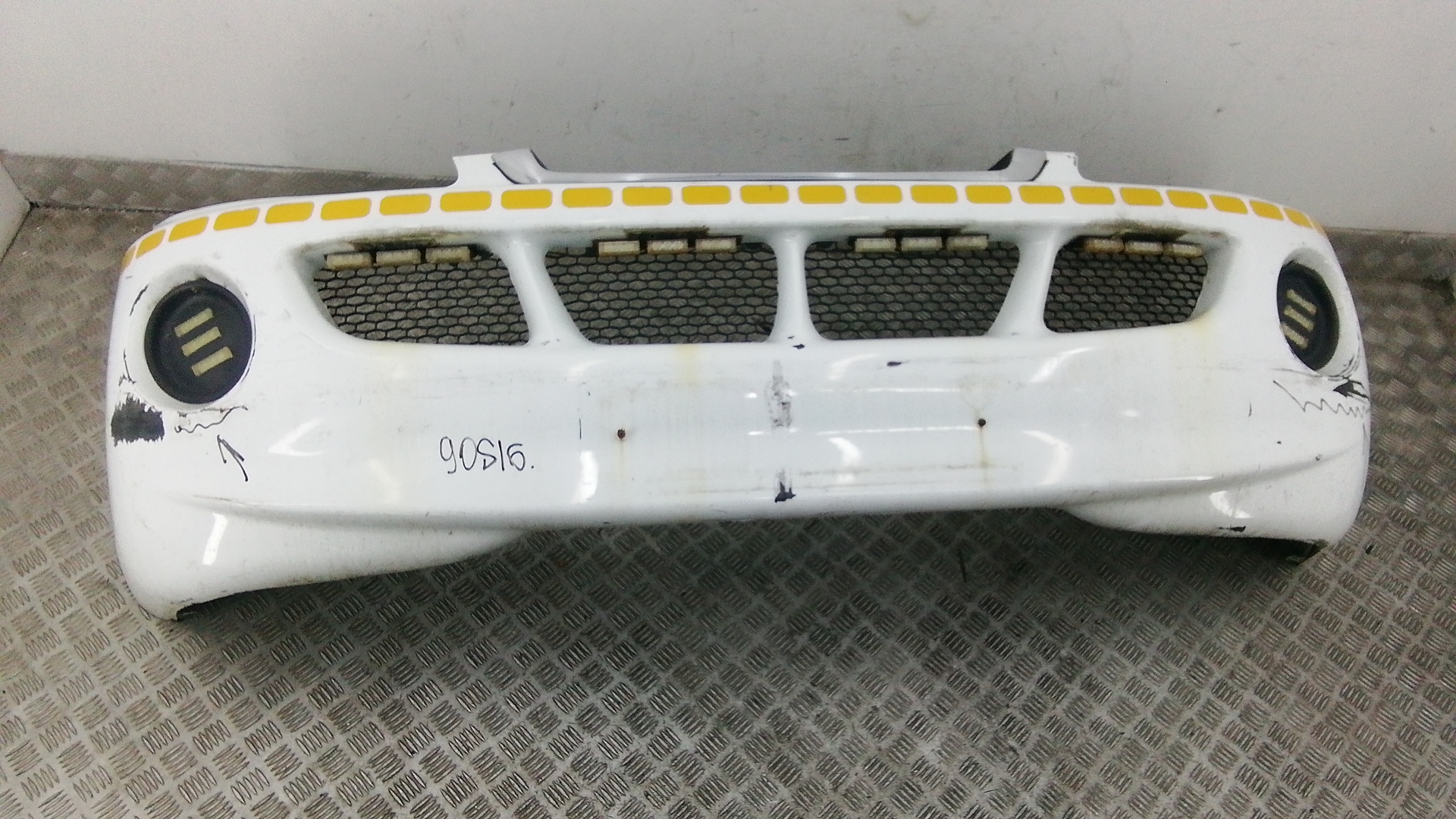 Бампер передний Hyundai H1 (starex) 1