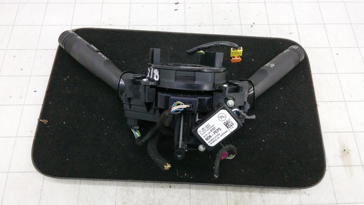 Переключатель поворотов и дворников (стрекоза) Opel Zafira C