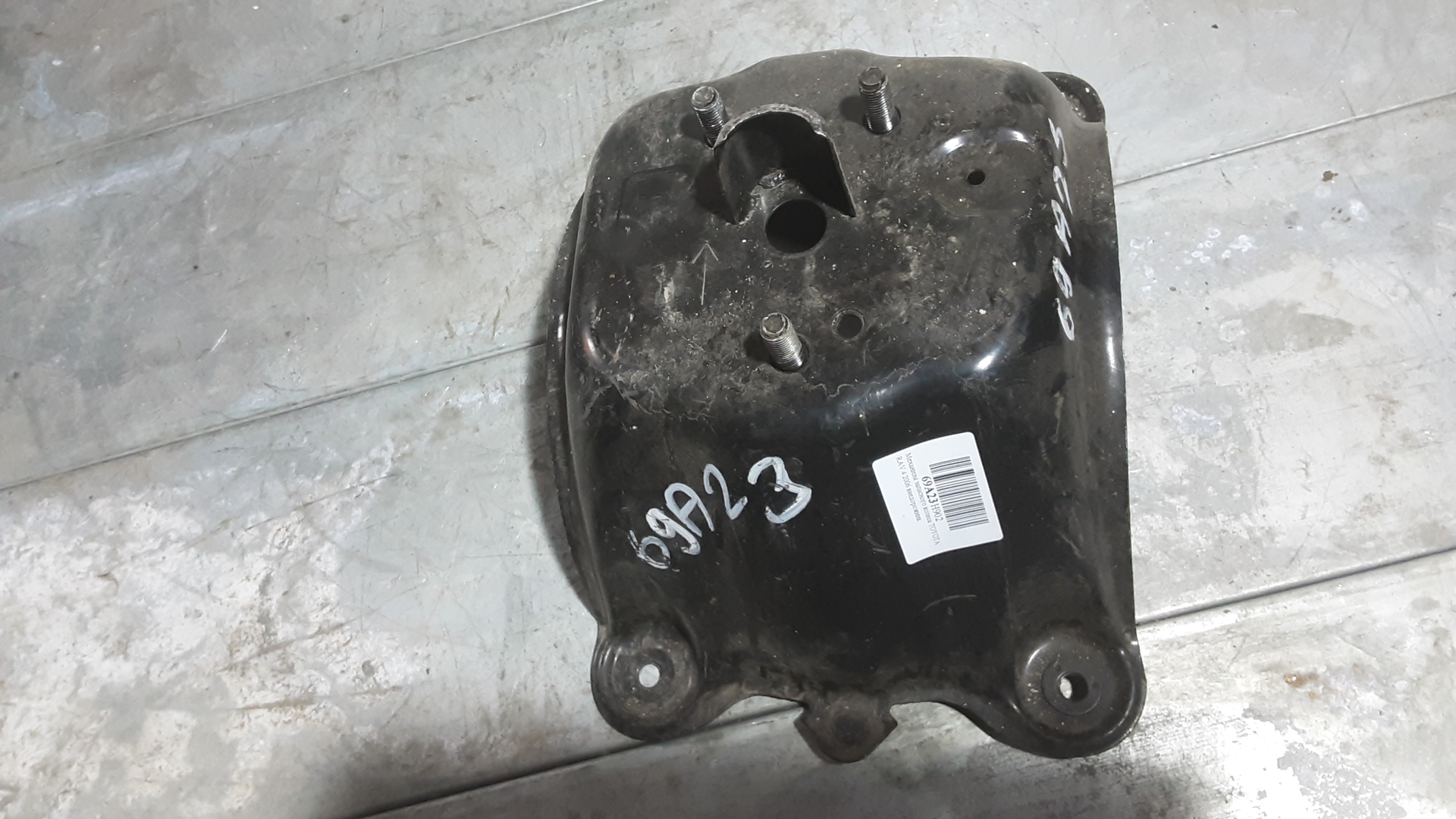 Механизм запасного колеса Toyota RAV4 XA30