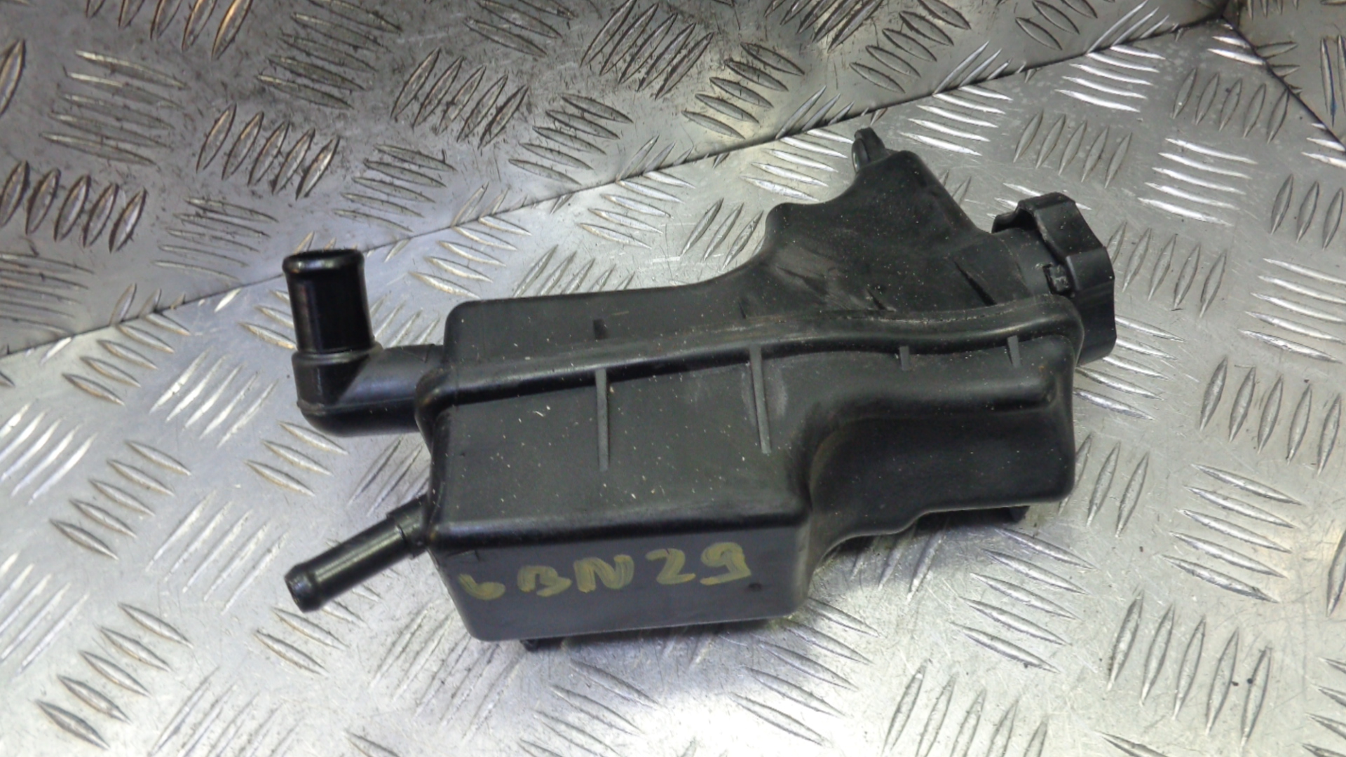 Бачок ГУ Chevrolet Cruze J300