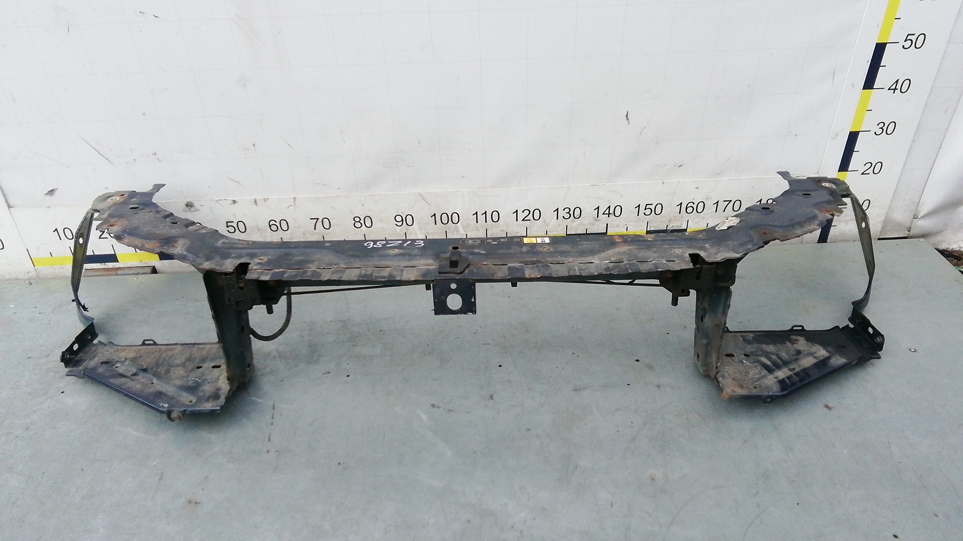 Передняя панель крепления облицовки (телевизор) Land Rover Freelander 2