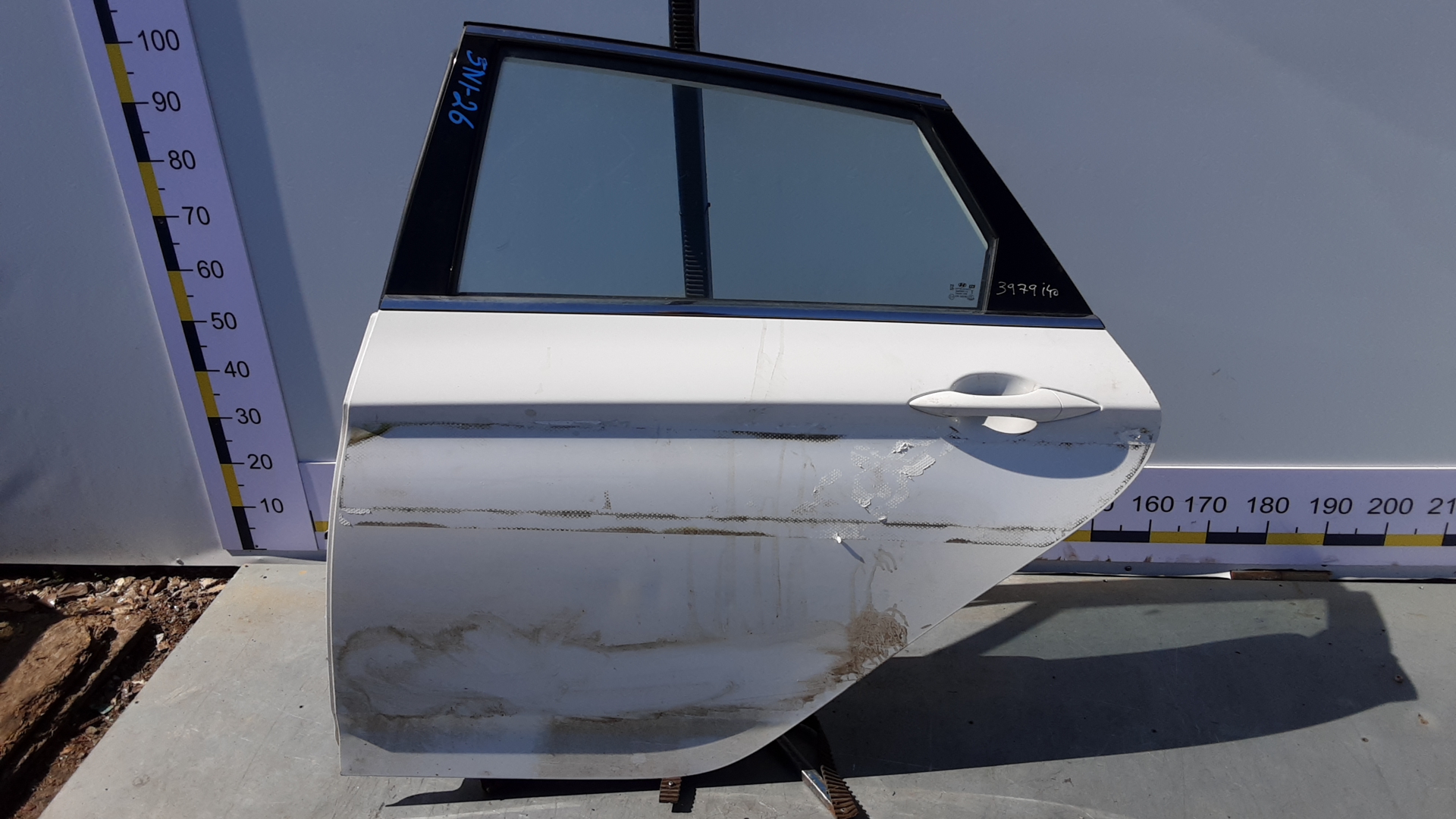 Дверь задняя левая Hyundai i40