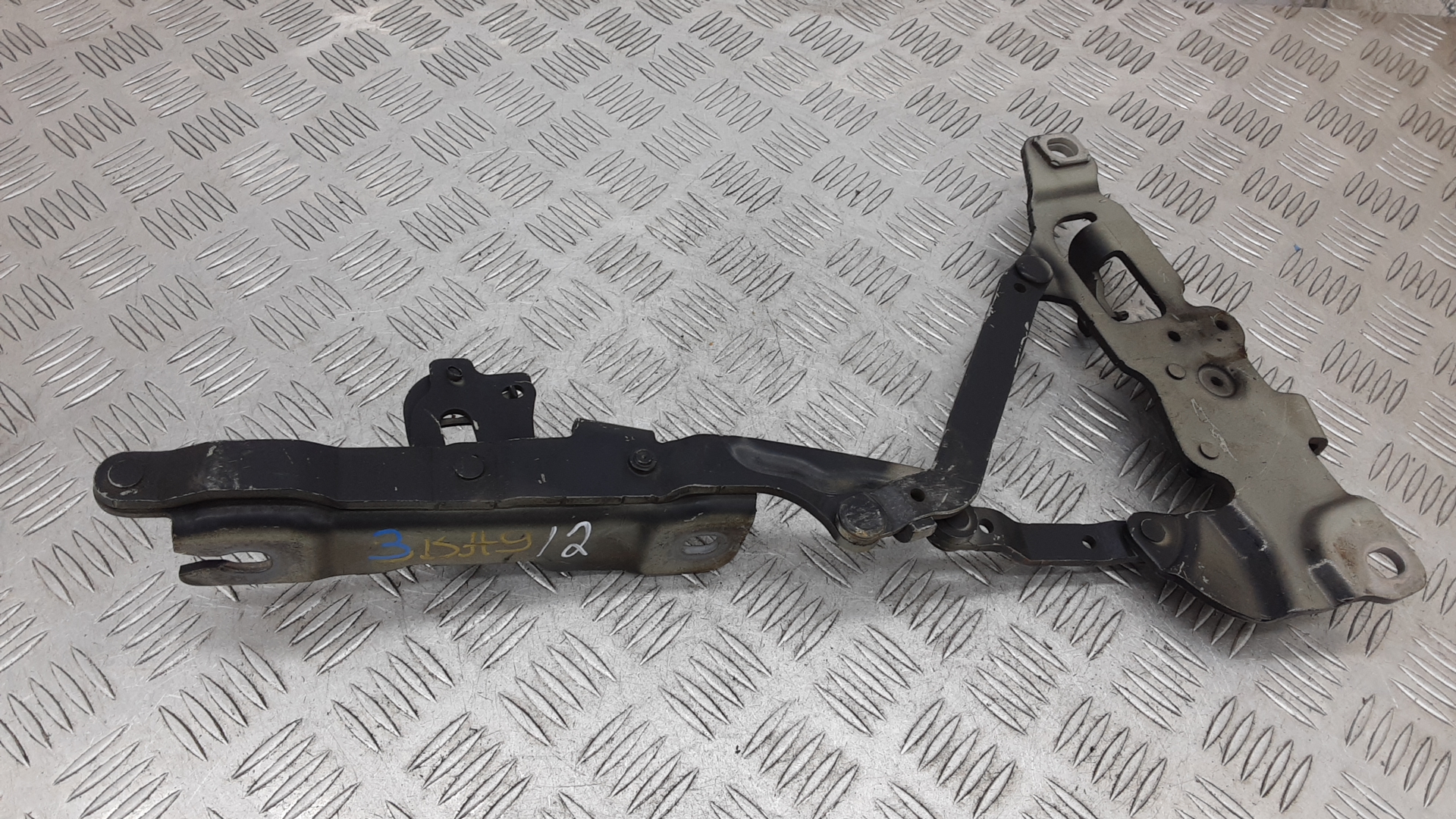 Петля капота BMW 5 Series F10/F11