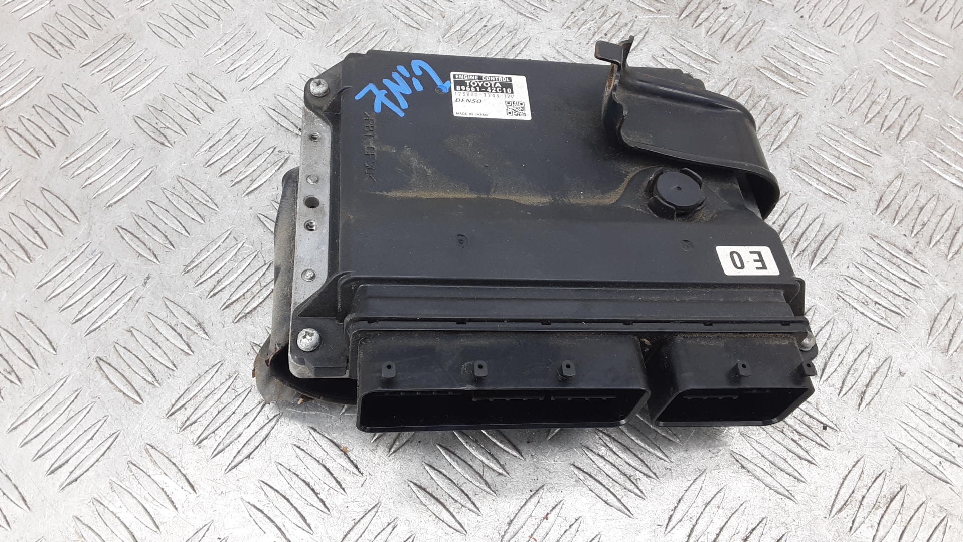 Блок управления двс Toyota RAV4