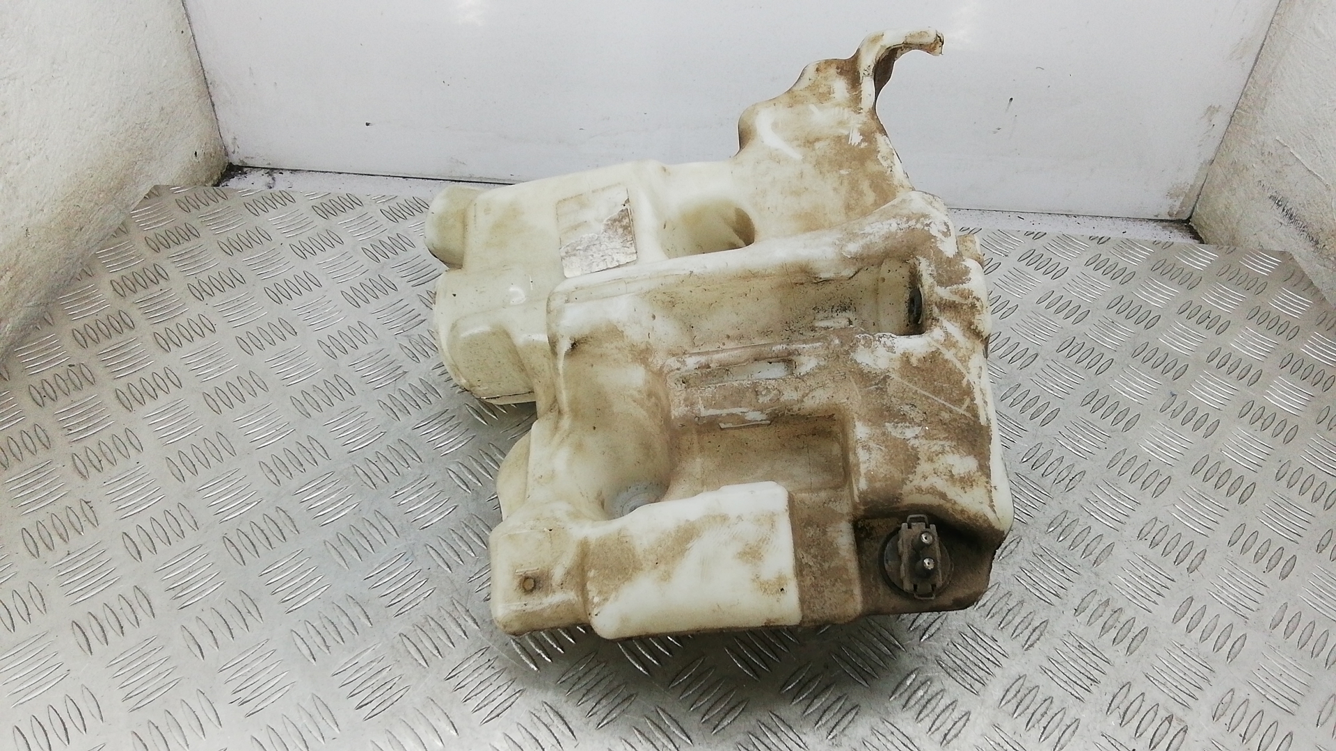 Бачок омывателя Mercedes-Benz M-Class W164