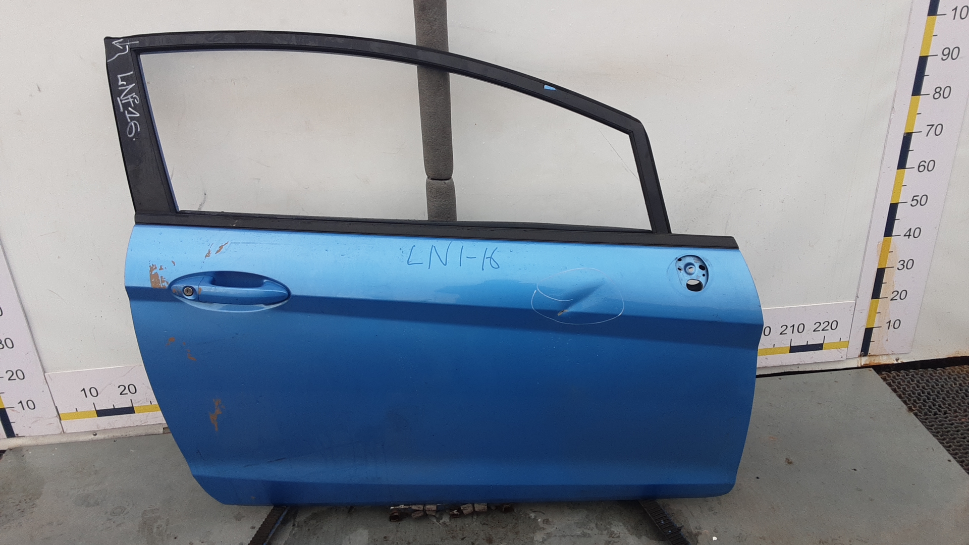 Дверь передняя правая Ford Fiesta 6