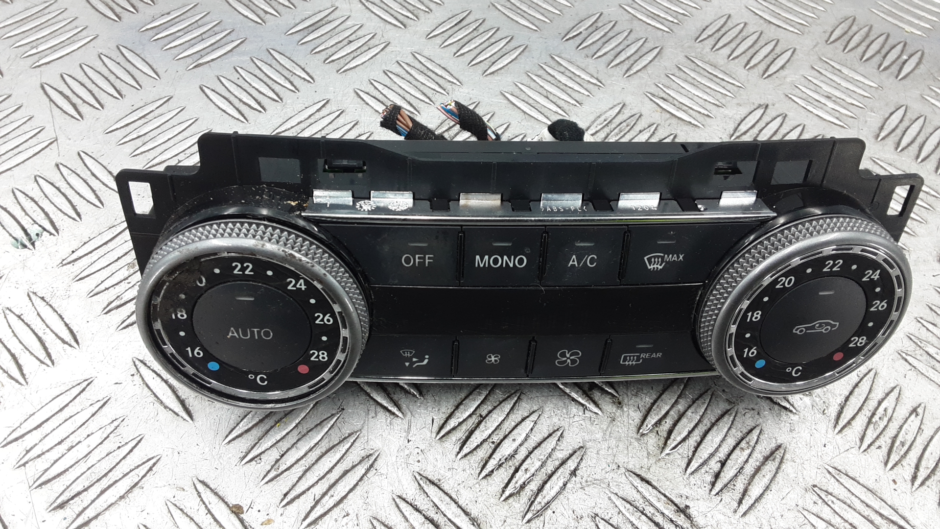 Блок управления печки и климат-контроля Mercedes-Benz C-Class W204