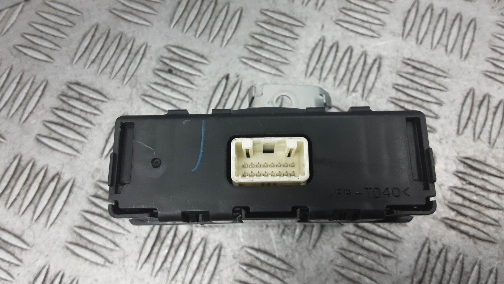 Блок управления Nissan Leaf ZE0