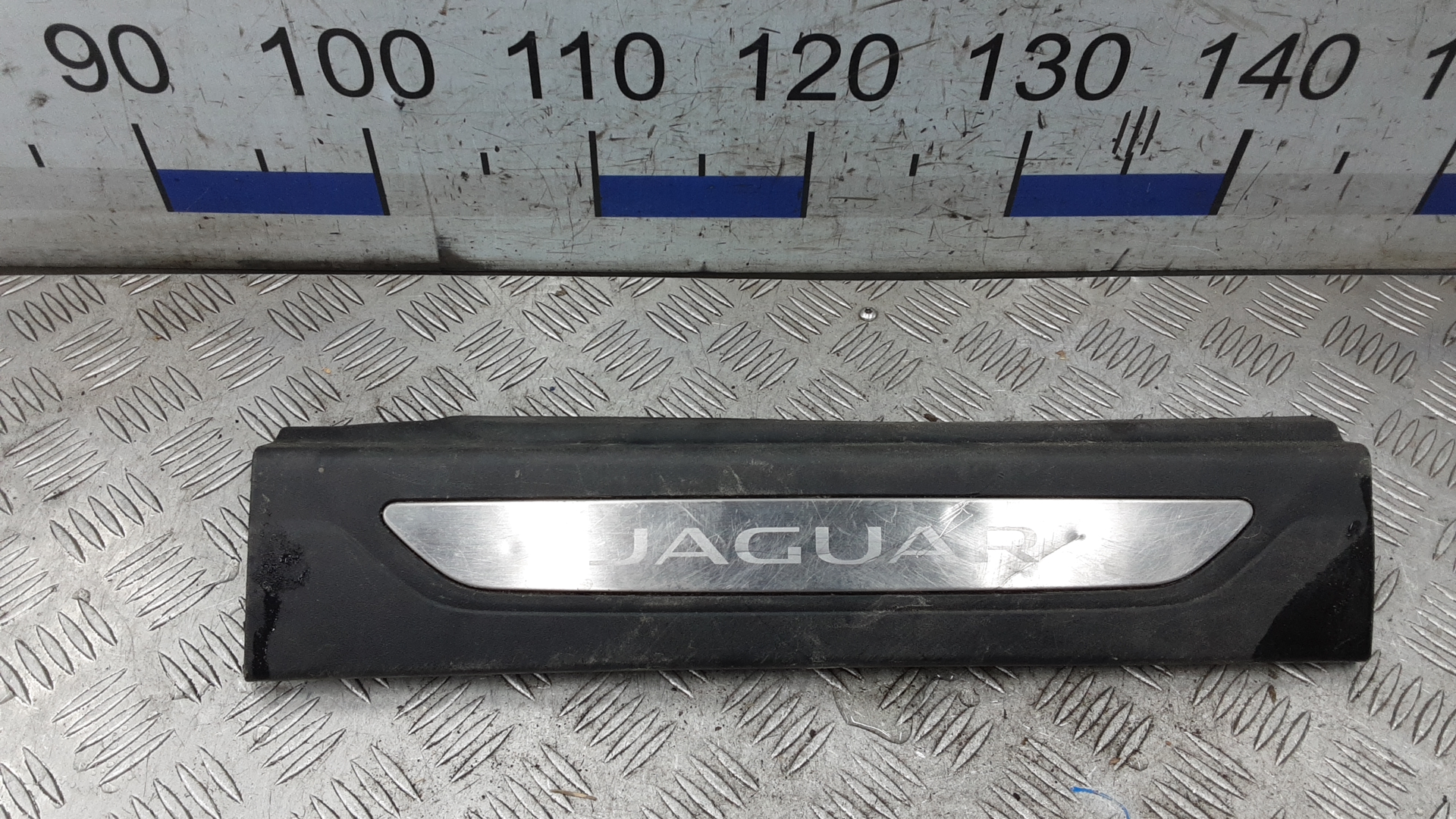 Накладка порога внутренняя правая Jaguar XF (X260)