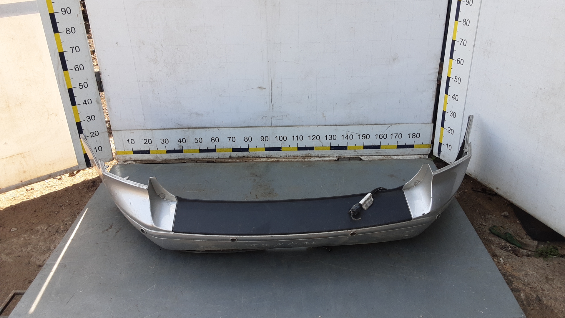 Бампер задний Volvo V50 MW