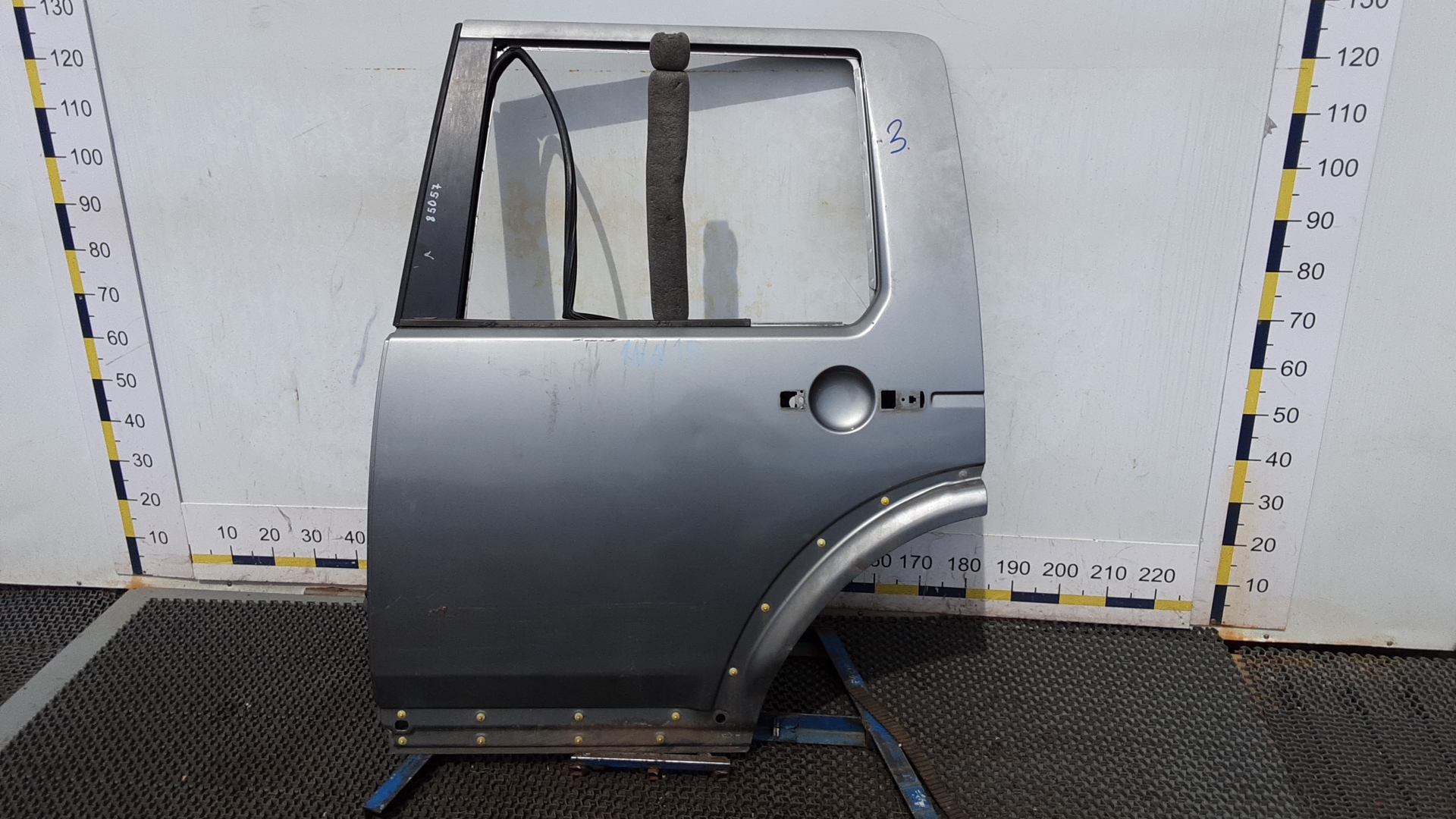 Дверь задняя левая Land Rover Discovery 3