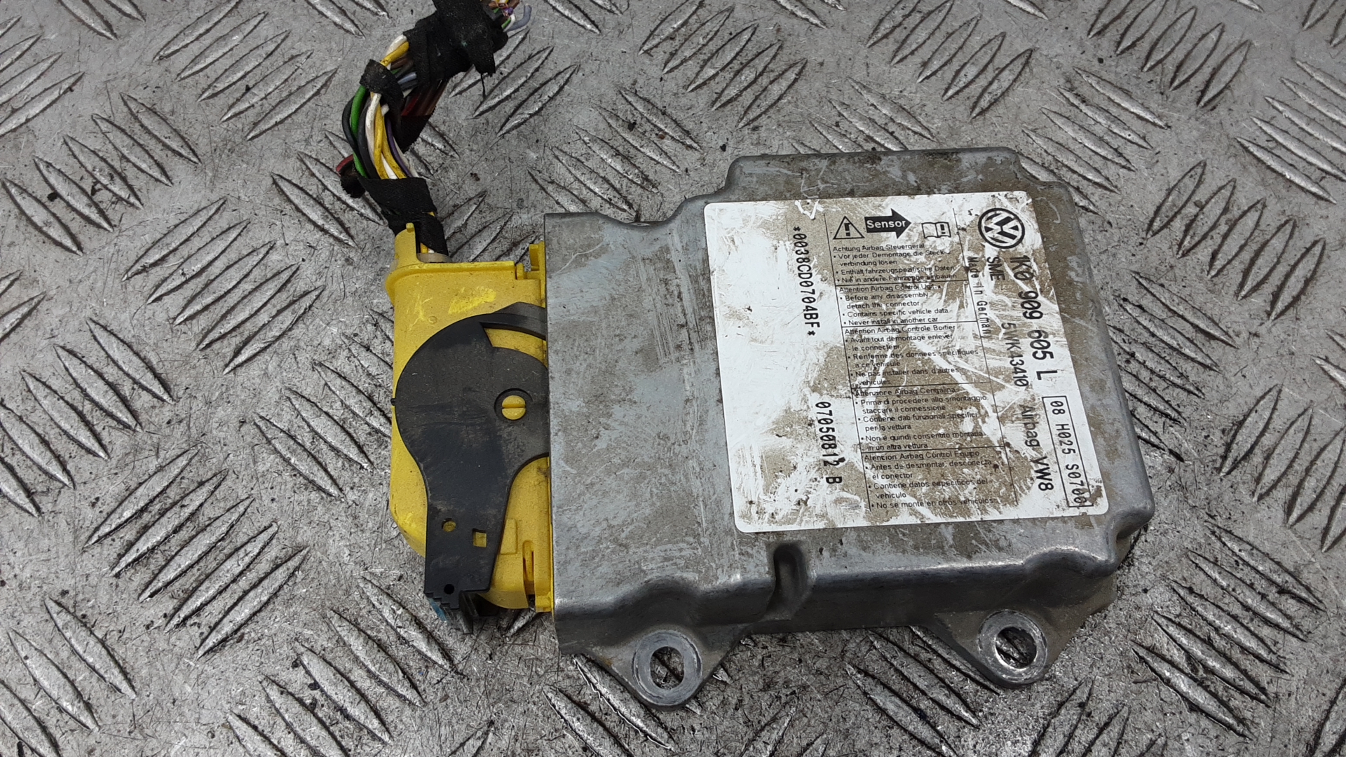 Блок управления airbag Skoda Octavia A5