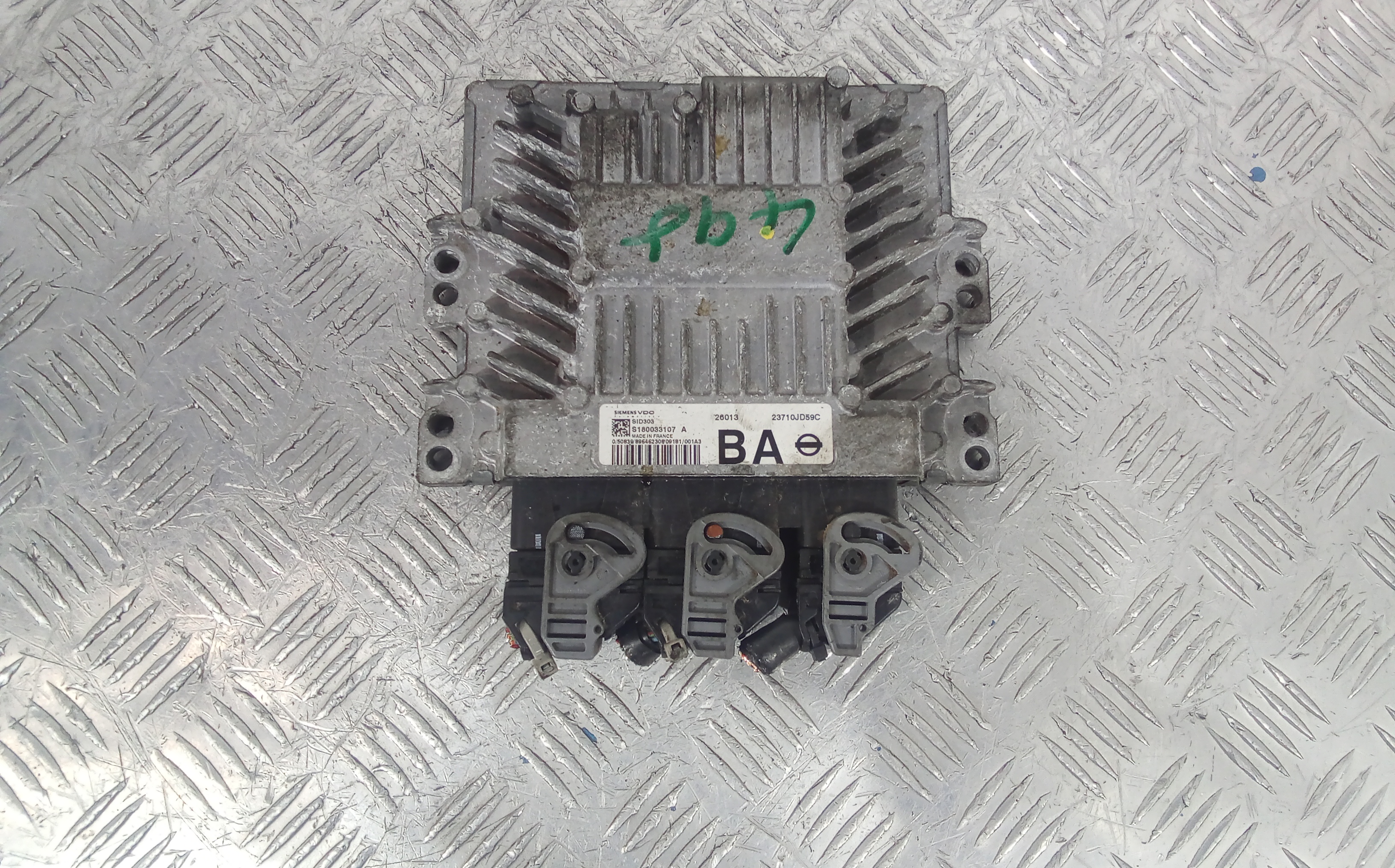 Блок управления двс Nissan Qashqai