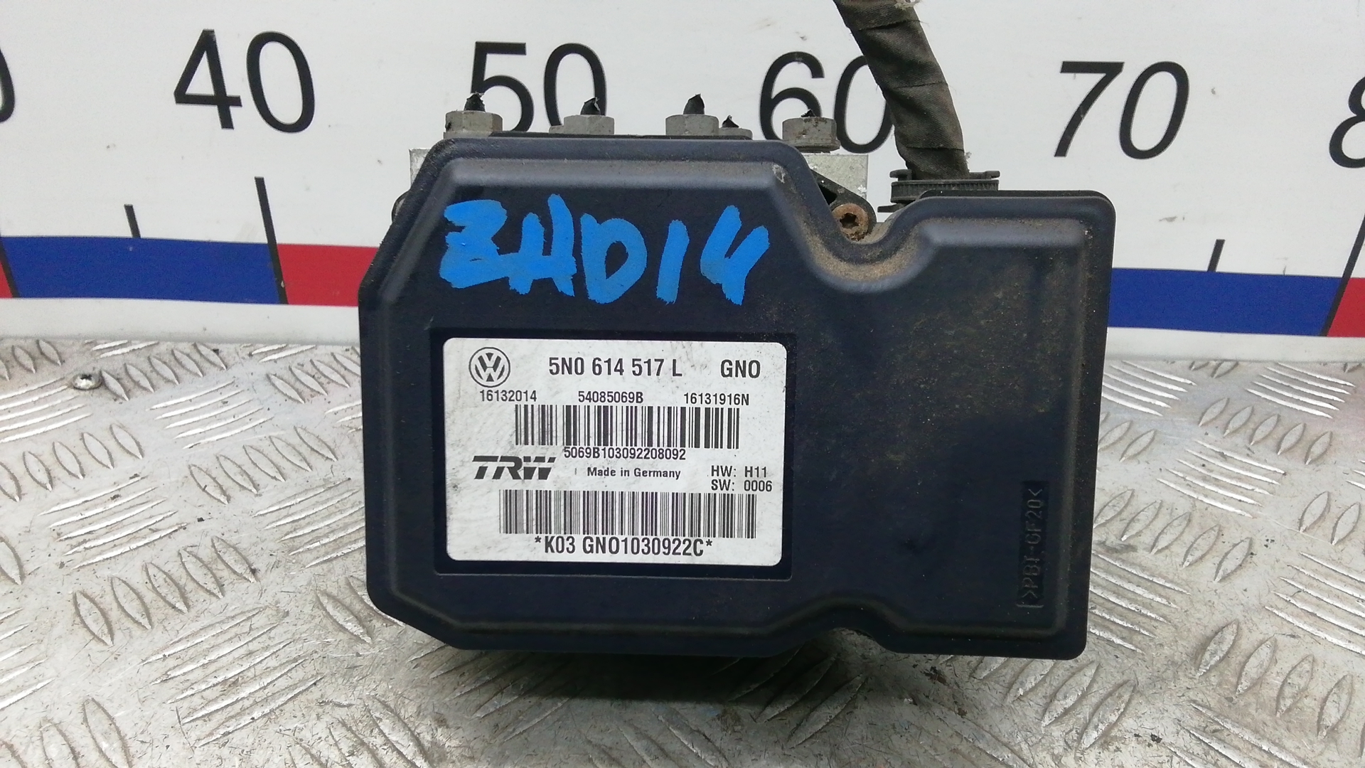 Блок ABS Volkswagen Tiguan 1