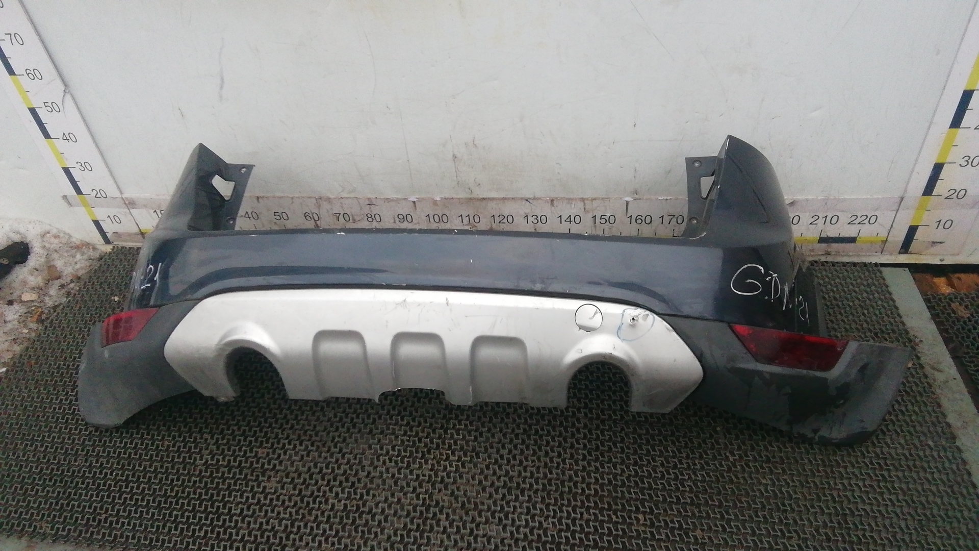 Бампер задний Ford Kuga 1