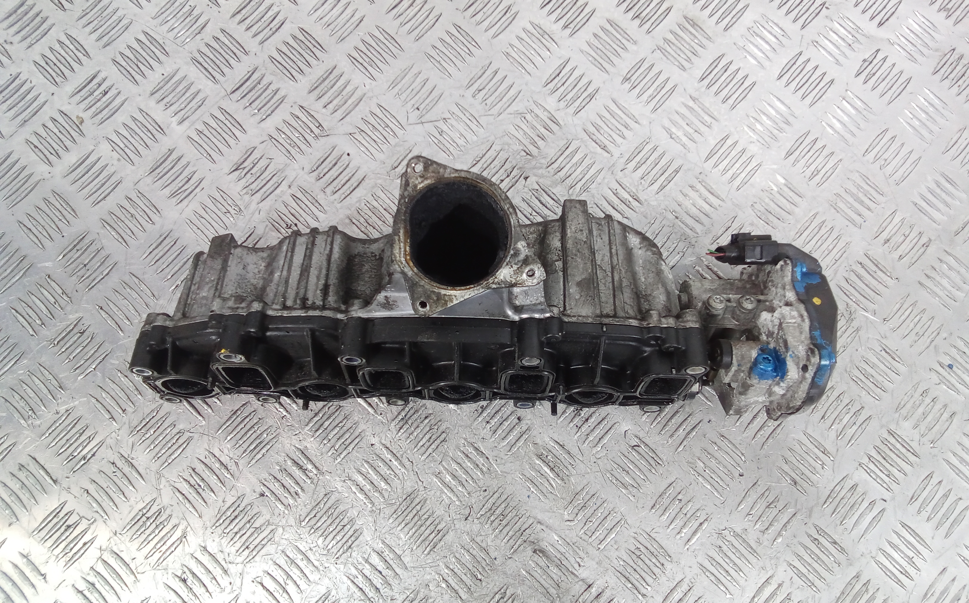 Впускной коллектор дизельный Audi A5