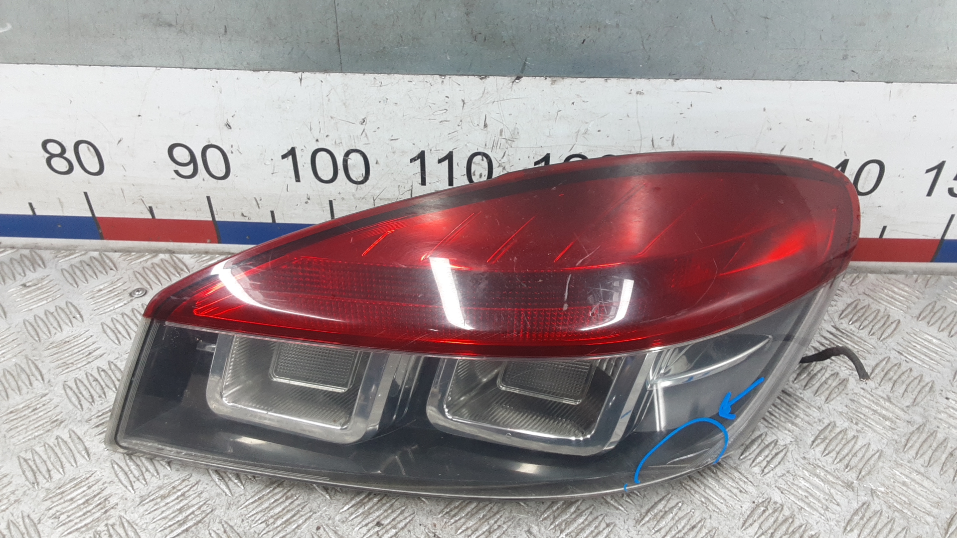 Фонарь задний правый Renault Megane 3