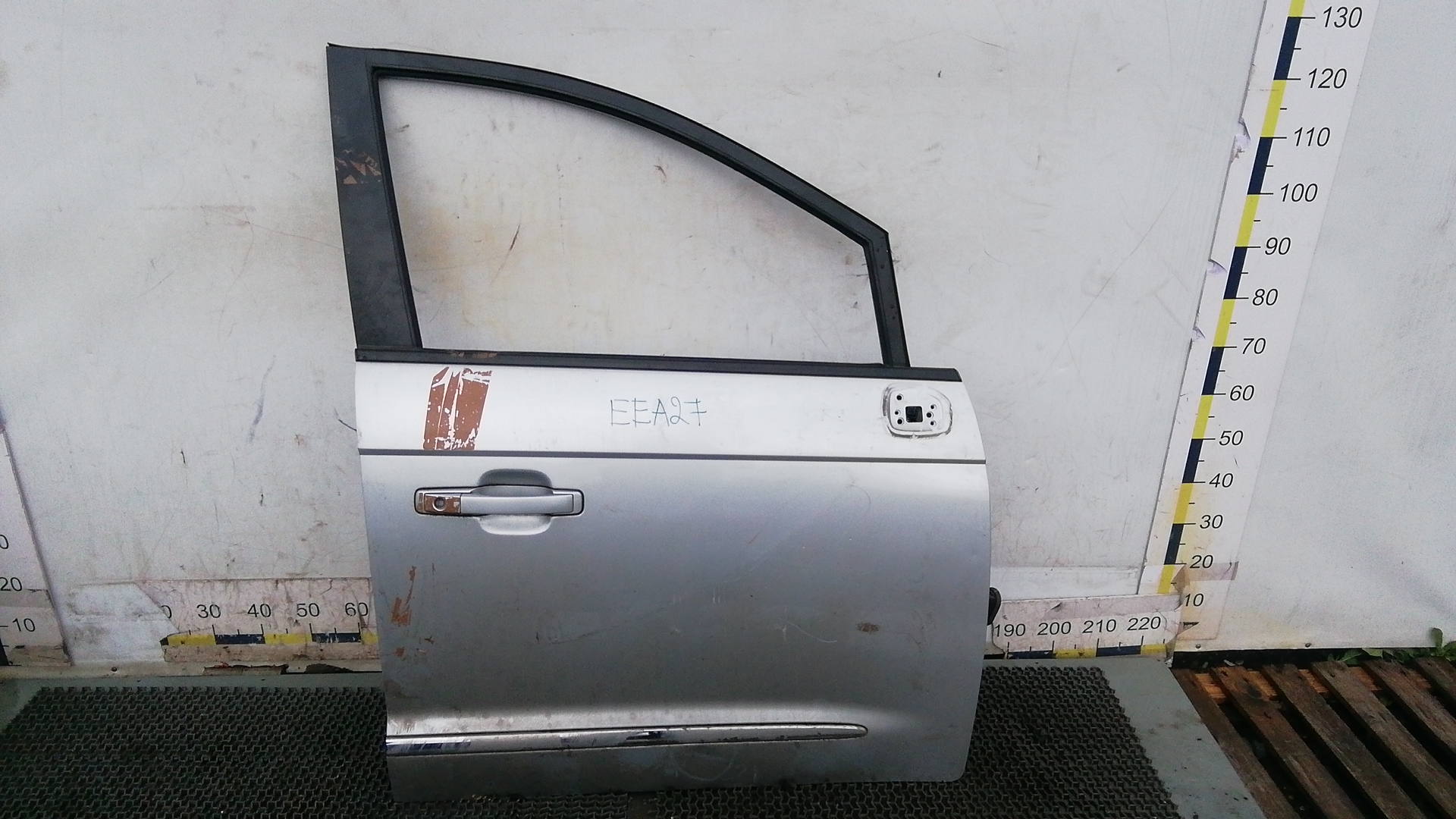 Дверь передняя правая SsangYong Rodius 1