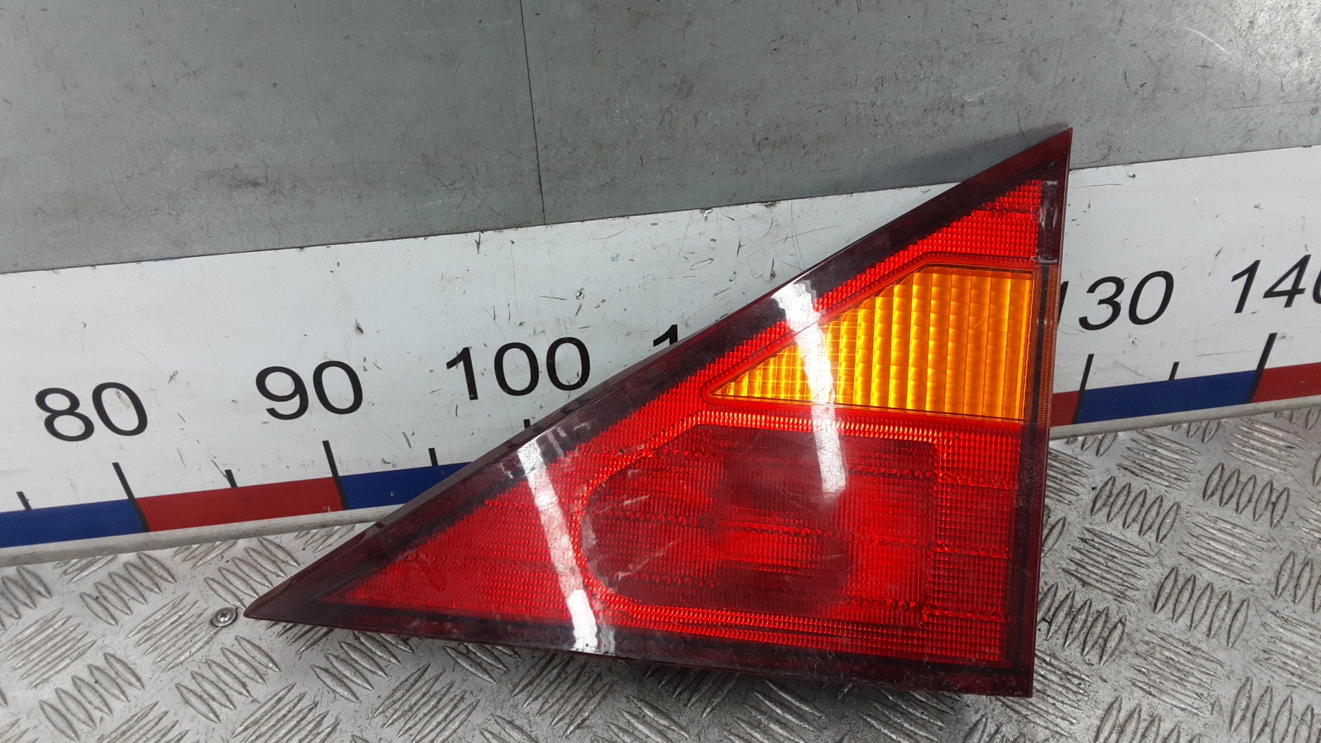 Фонарь правый 3-5 двери SsangYong Rodius 1