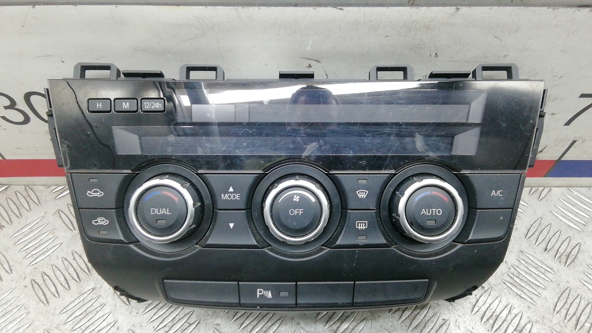 Блок управления печки и климат-контроля Mazda CX-5 1