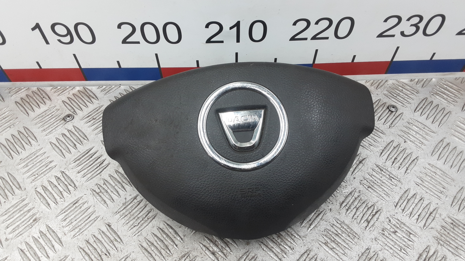 Подушка безопасности водителя Dacia Sandero 2
