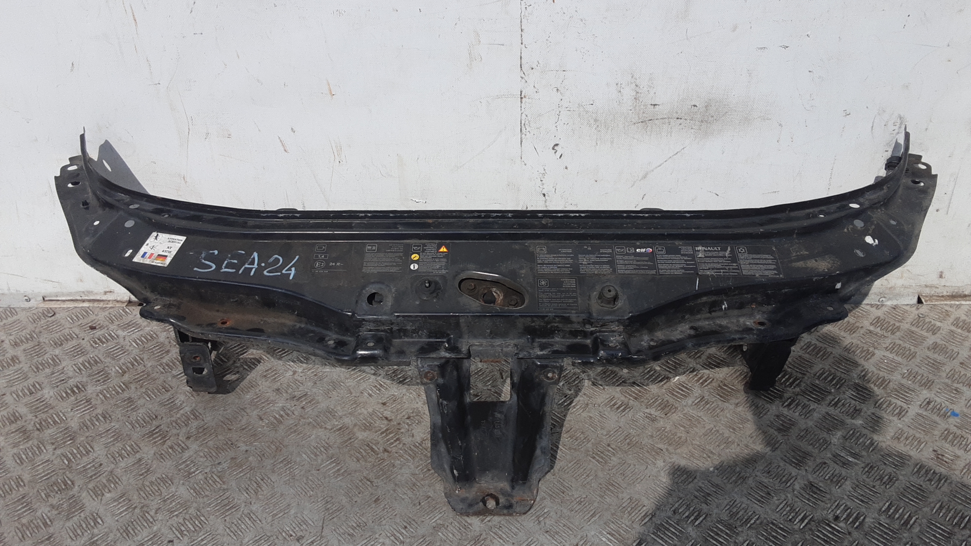Рамка капота Renault Espace 4