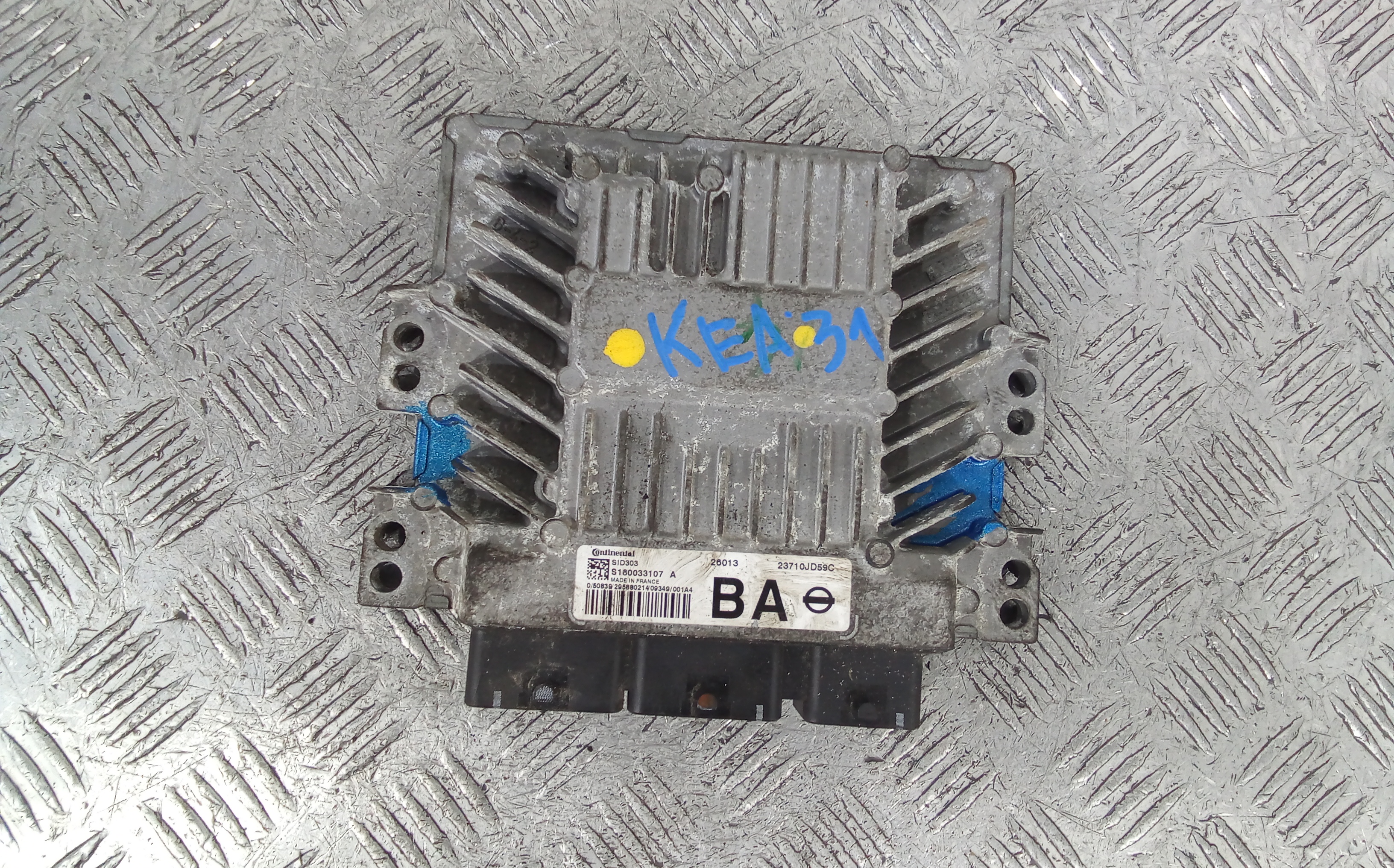 Блок управления двс Nissan Qashqai