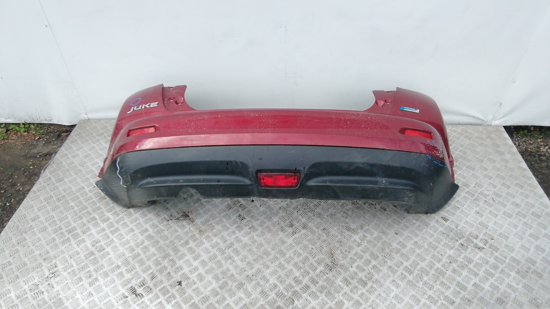 Бампер задний Nissan Juke F15