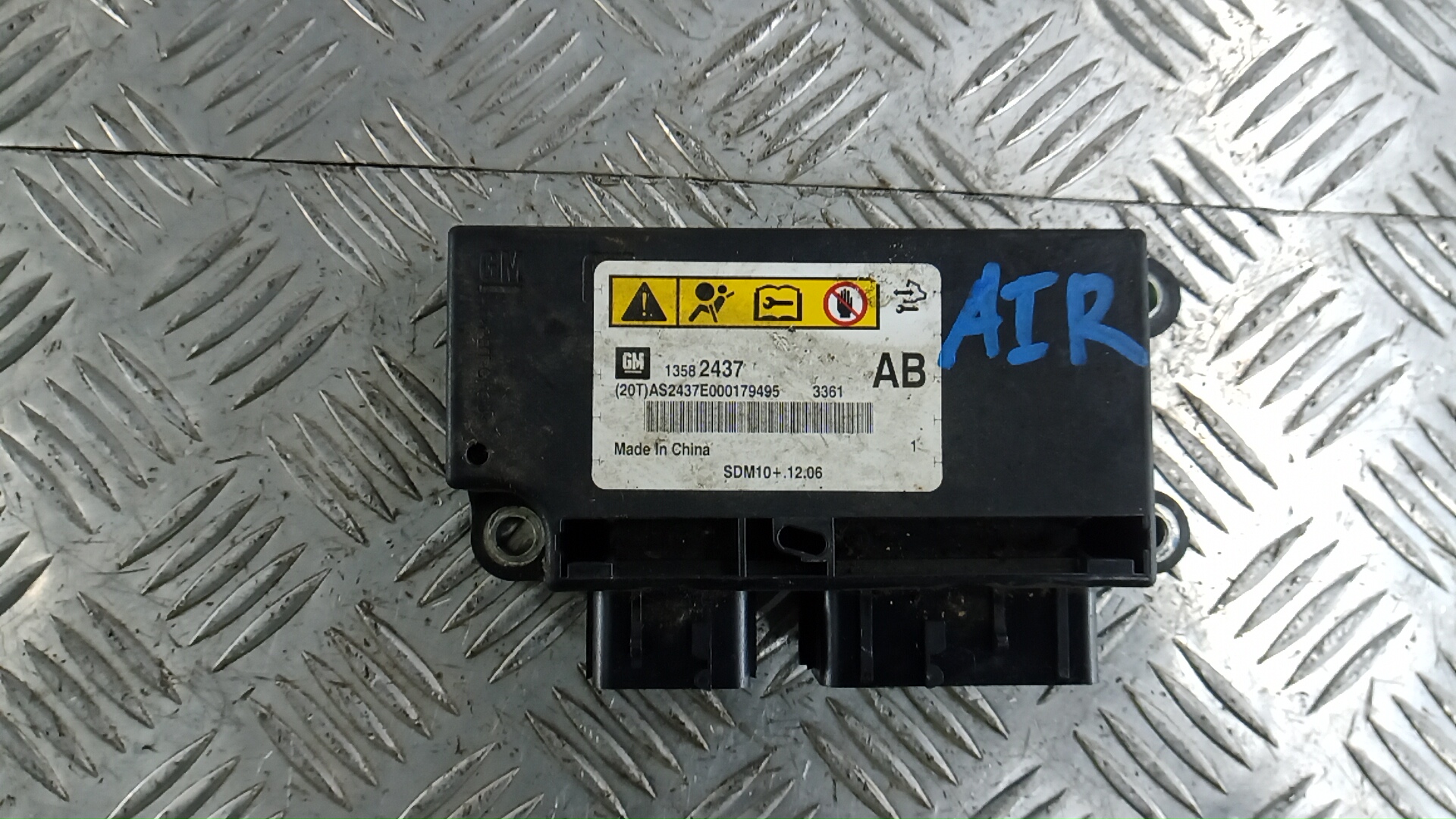 Блок управления airbag Chevrolet Cruze J300