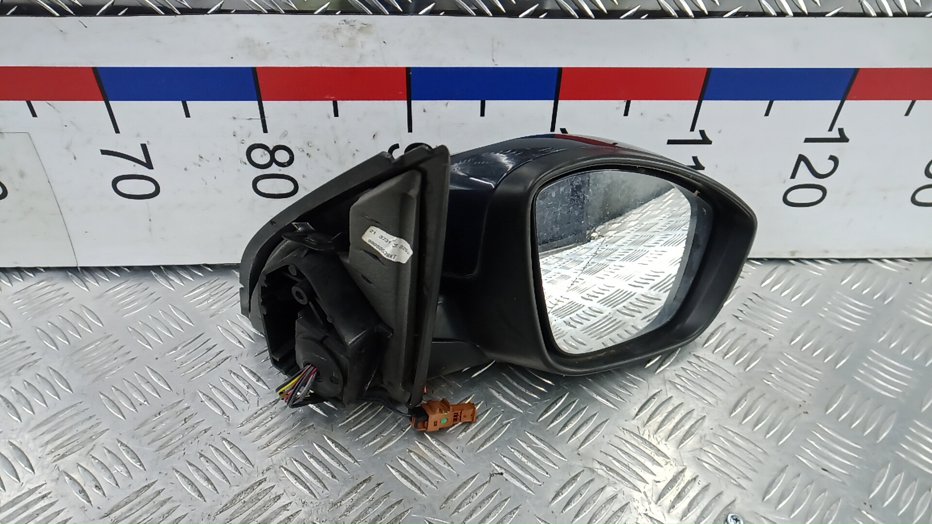 Зеркало наружное правое Peugeot 308 2