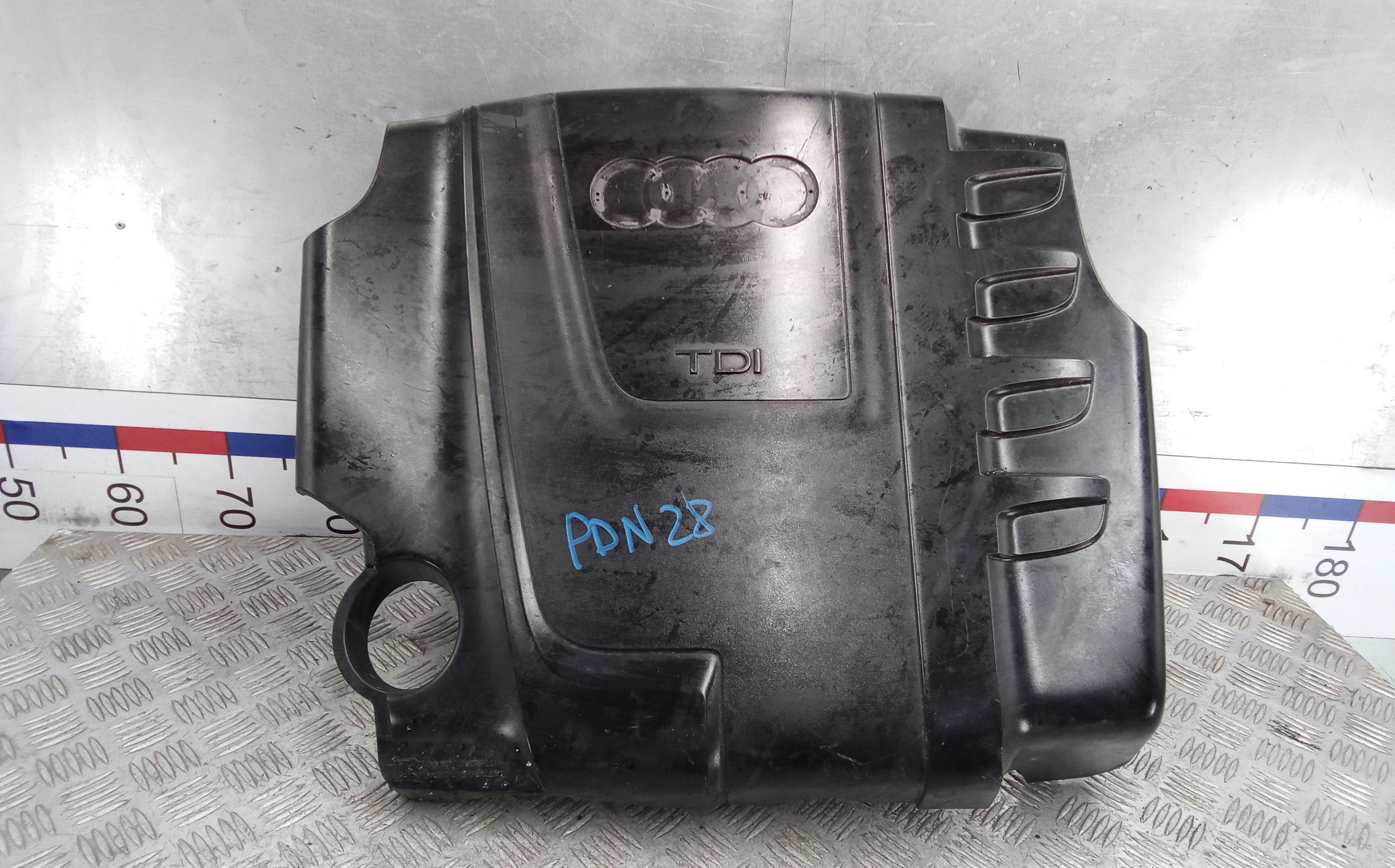 Защита двигателя верхняя Audi A4 B8