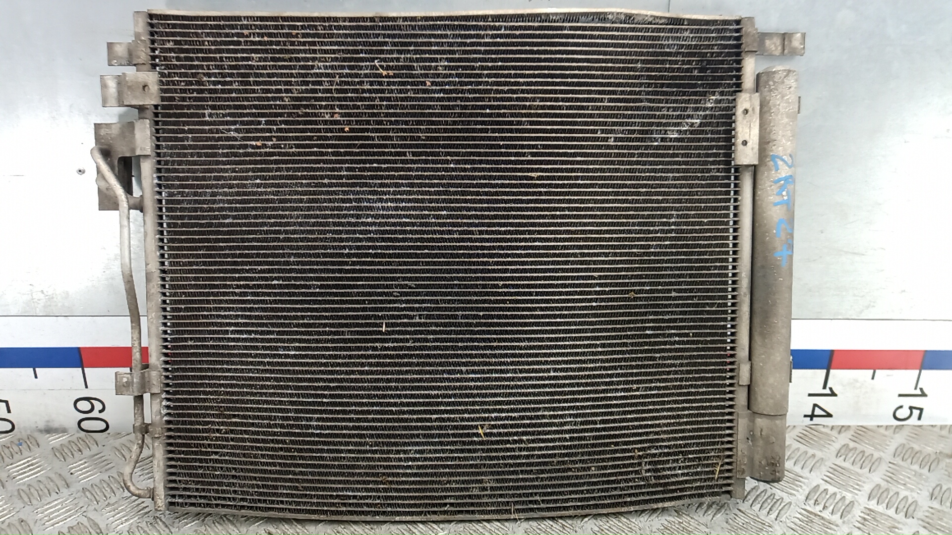 Радиатор кондиционера Kia Sorento
