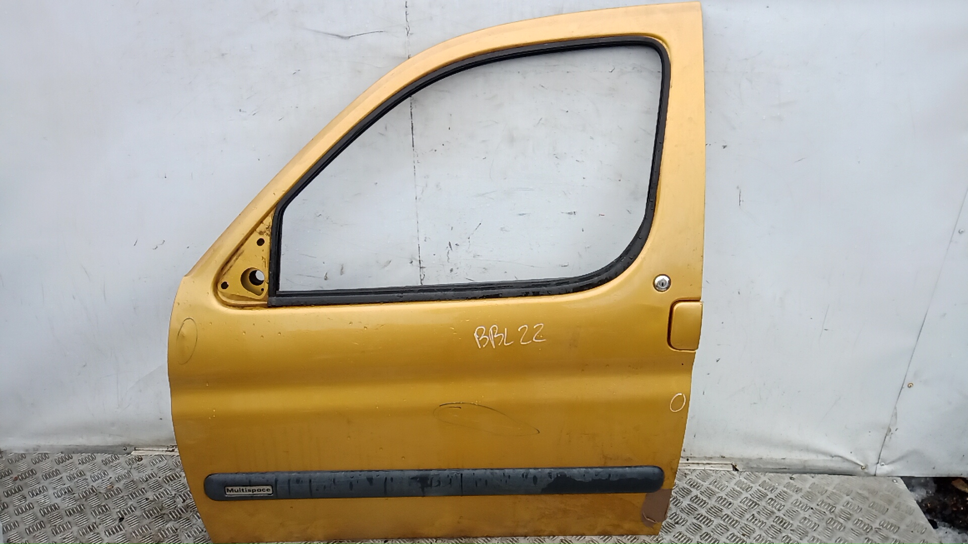 Дверь передняя левая Citroen Berlingo 1
