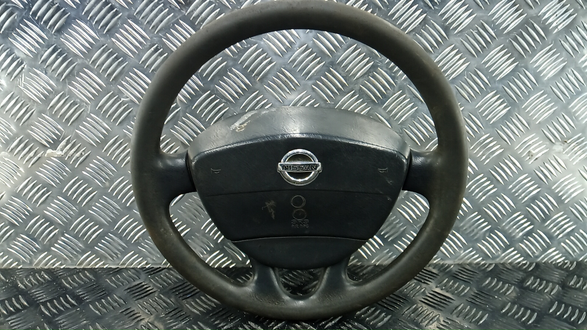 Руль Nissan Primastar X83