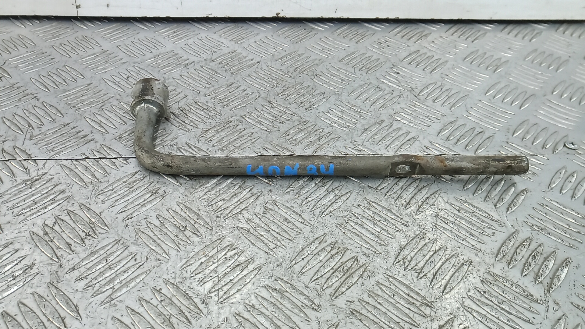 Ключ колесный Ford Focus 2