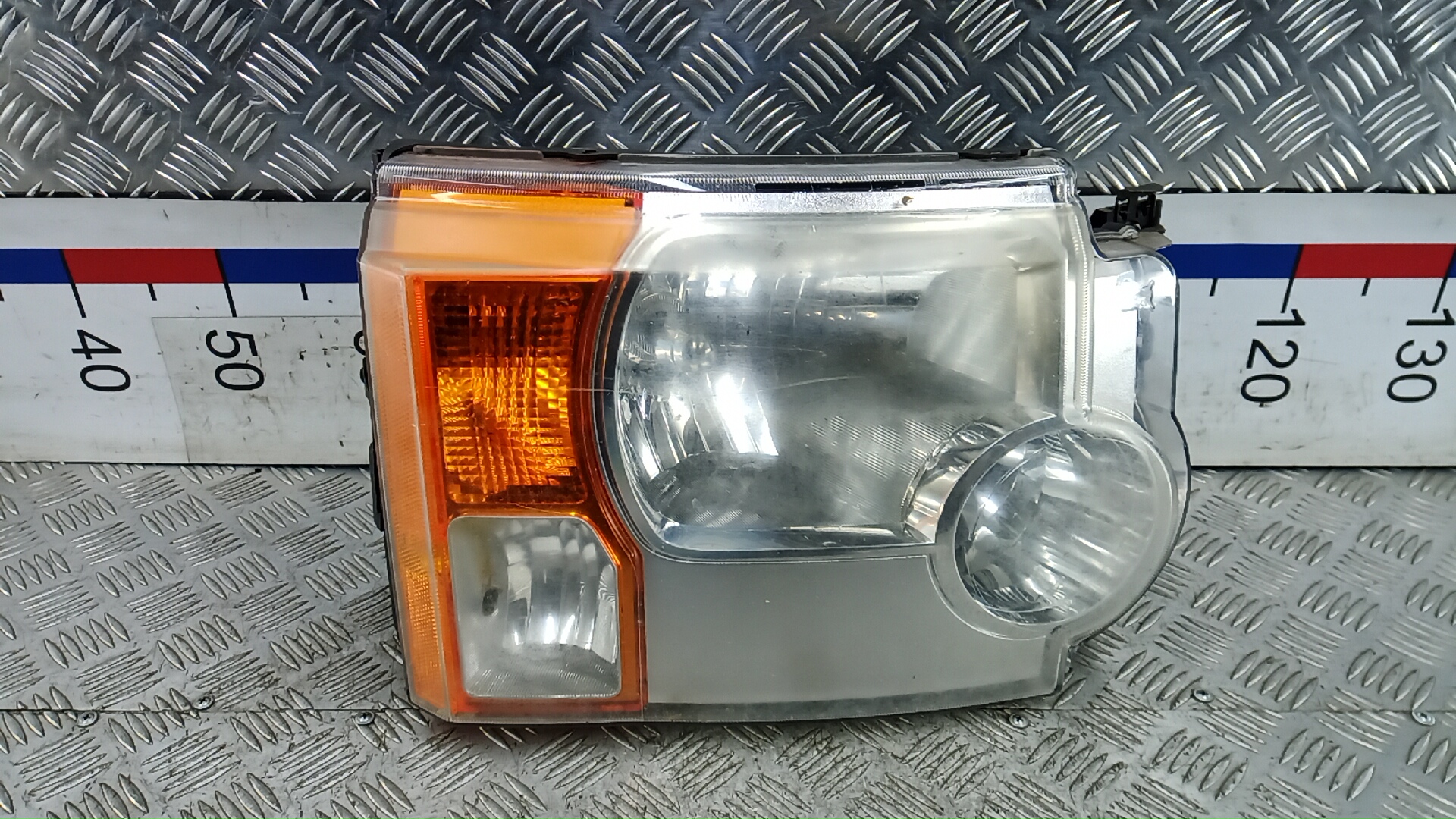 Фара правая Land Rover Discovery 3