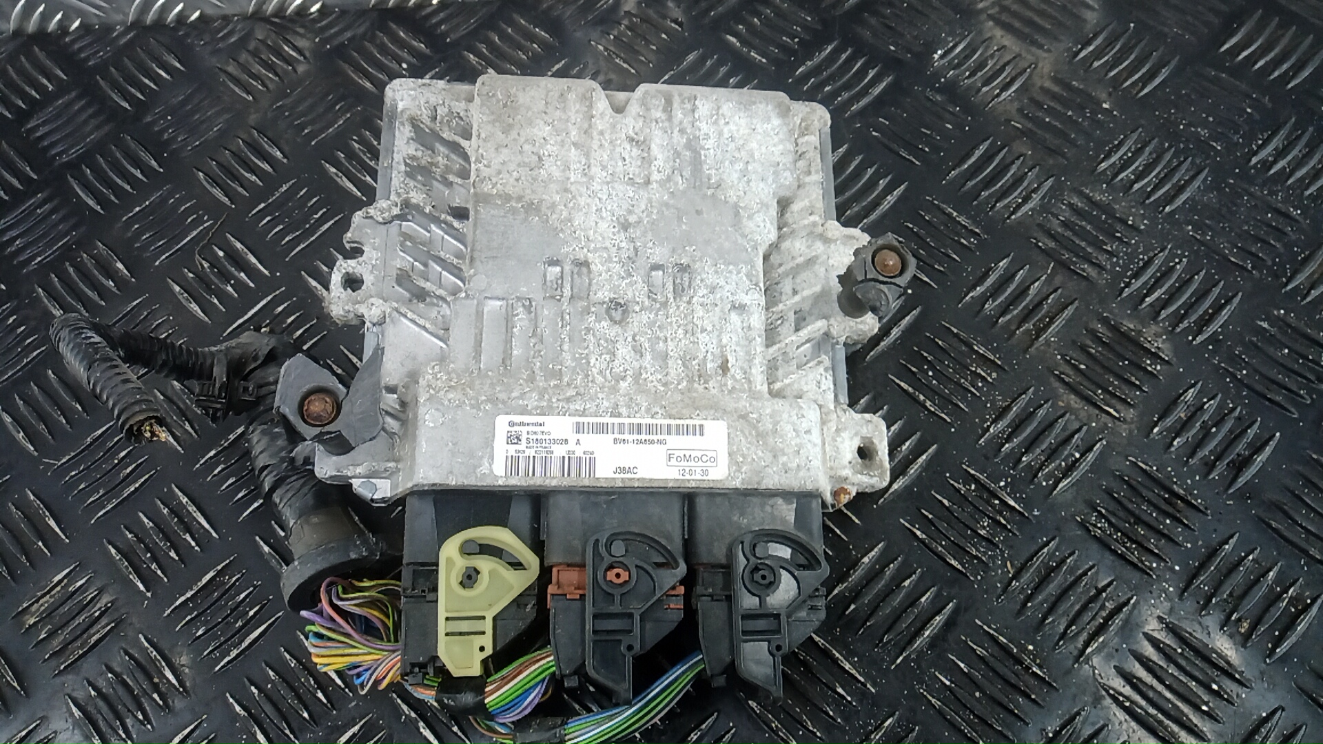 Блок управления двс Ford Focus