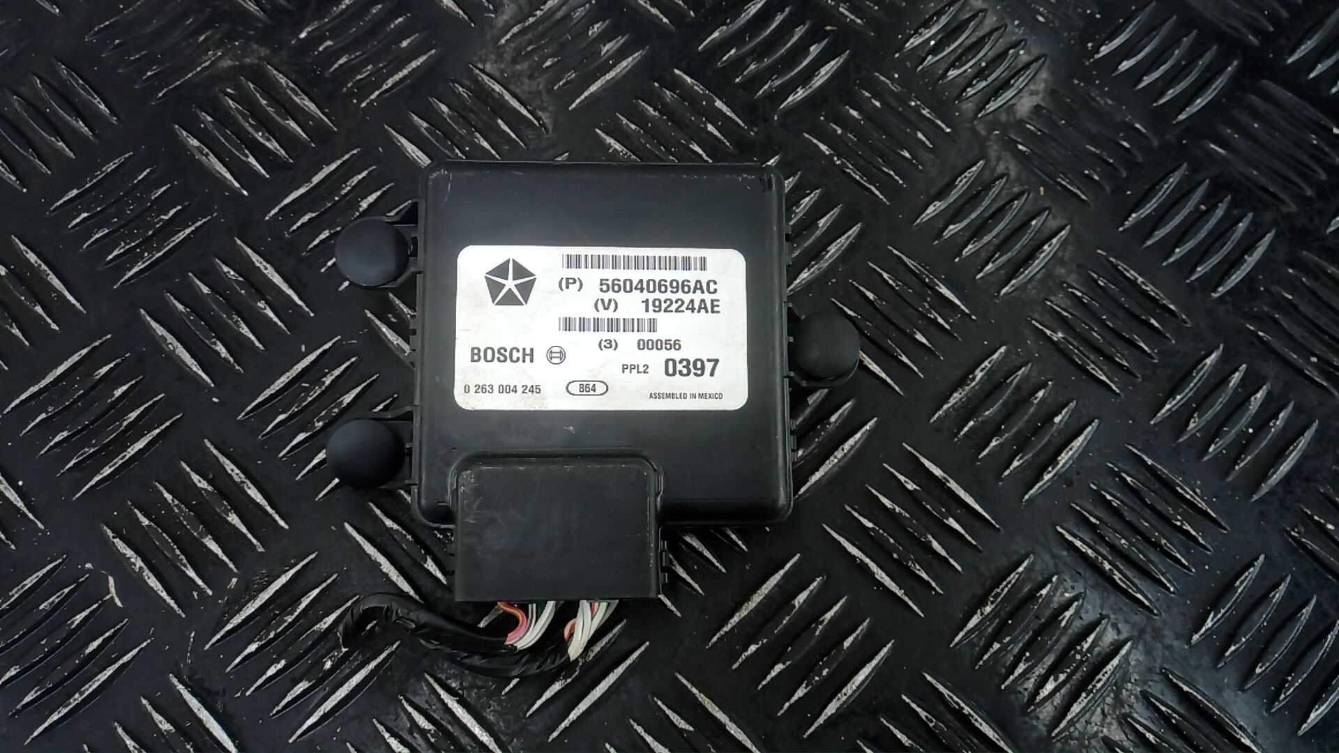 Блок PDC (парктроников) Dodge Nitro