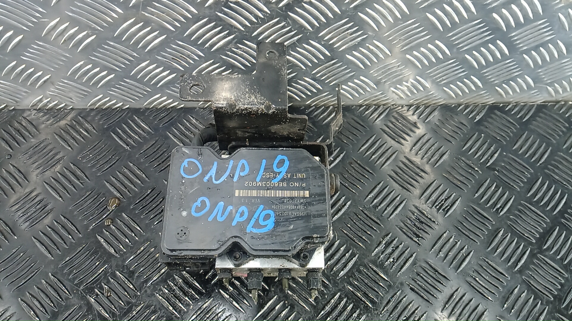 Блок ABS Kia Sorento 2