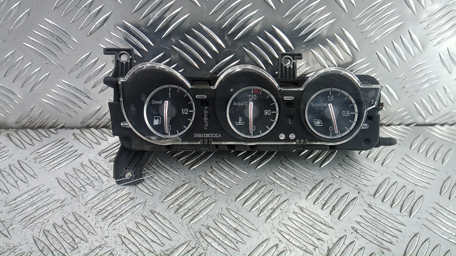 Щиток приборов Alfa Romeo 159 1