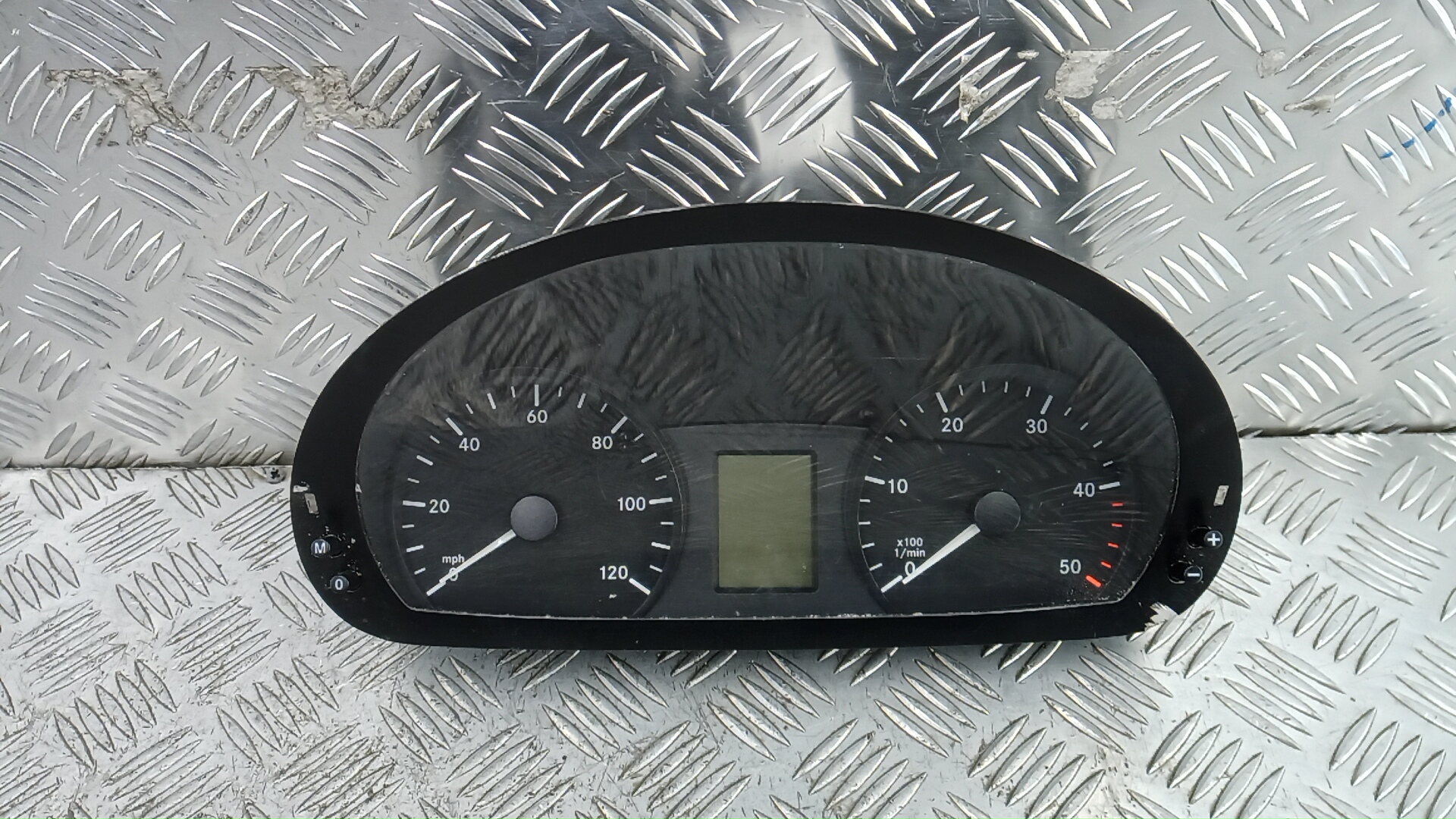 Щиток приборов Mercedes-Benz Sprinter 2 SPARKA