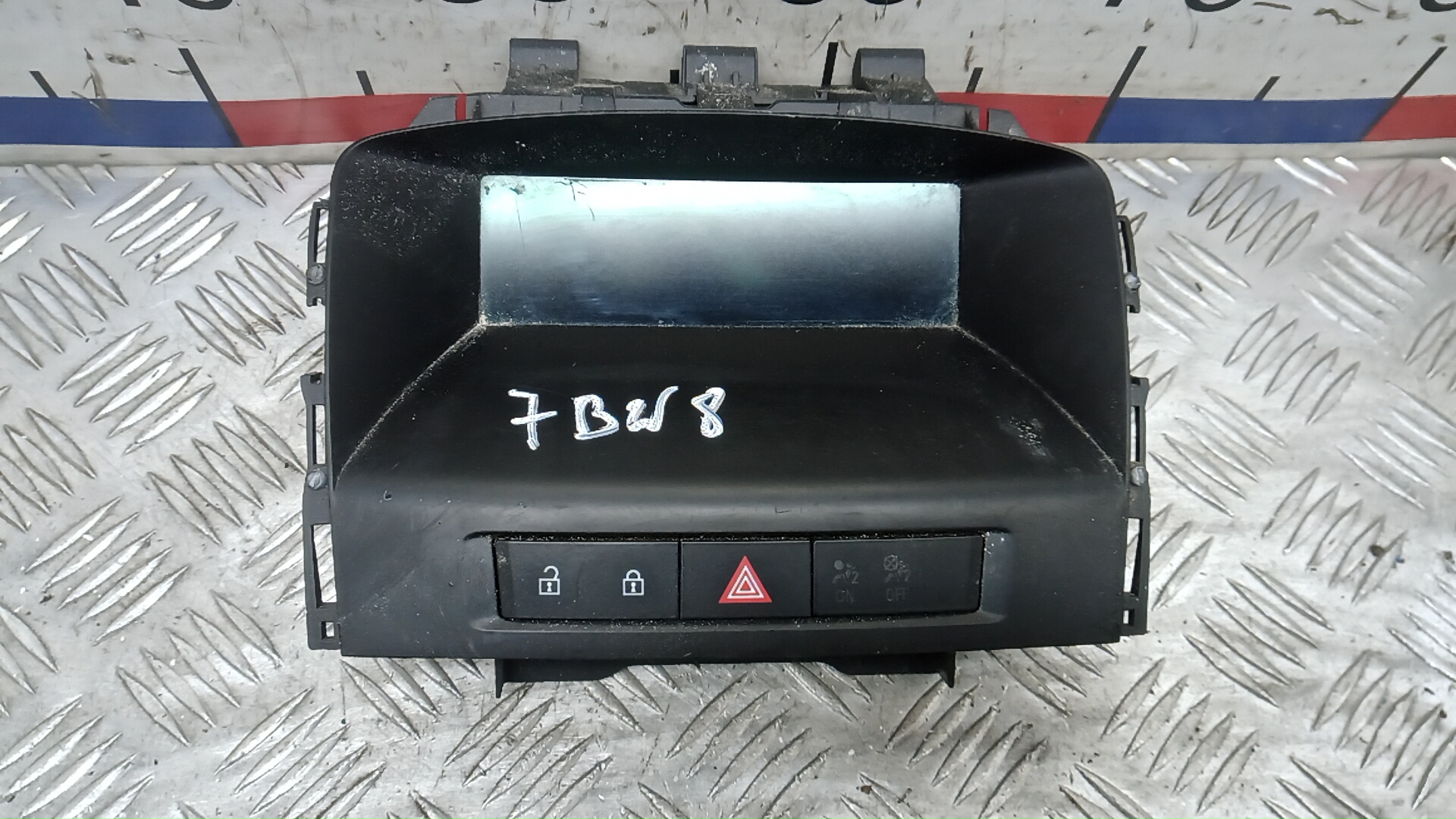 Монитор Opel Astra J