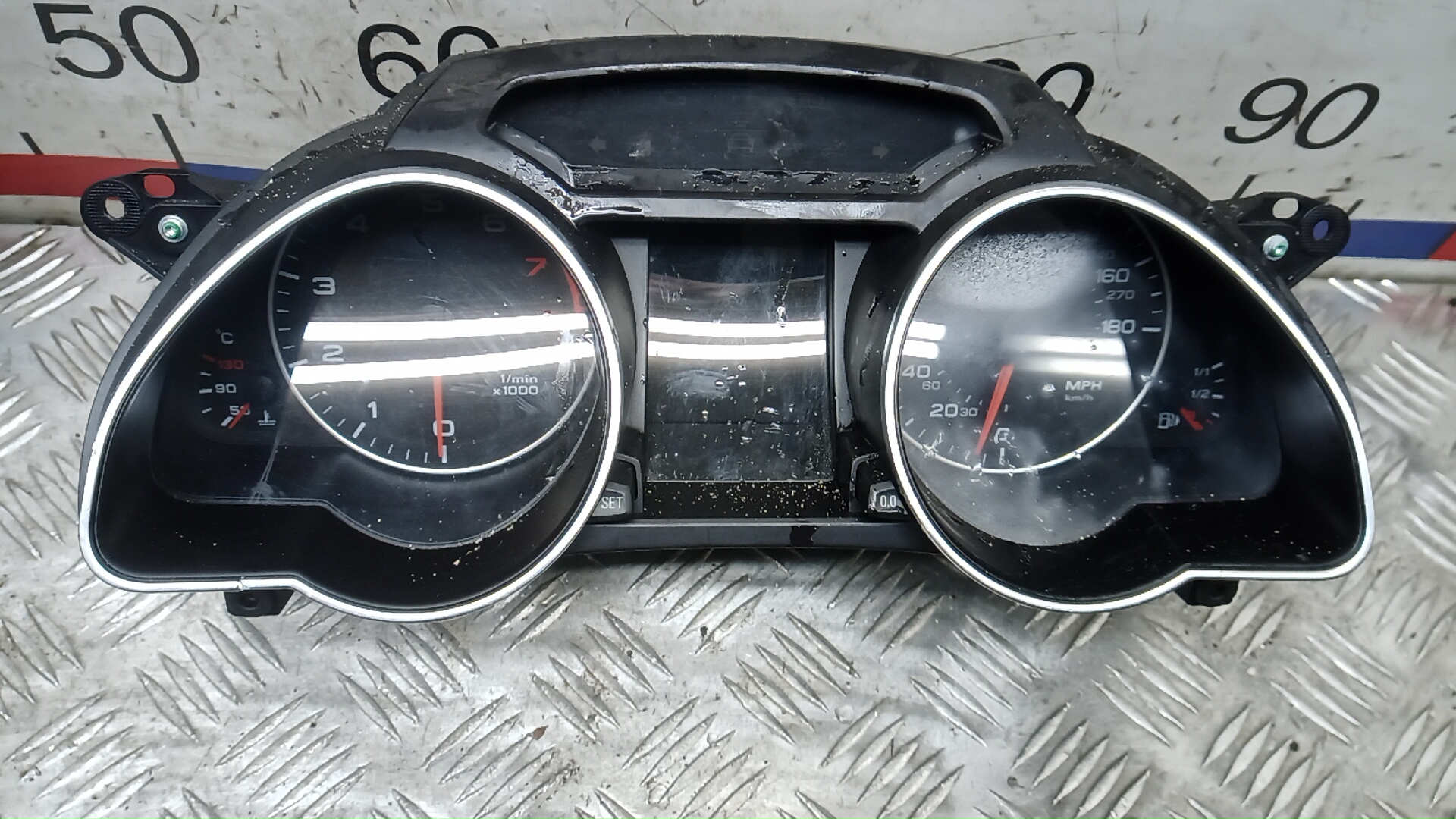 Щиток приборов Audi A5 1